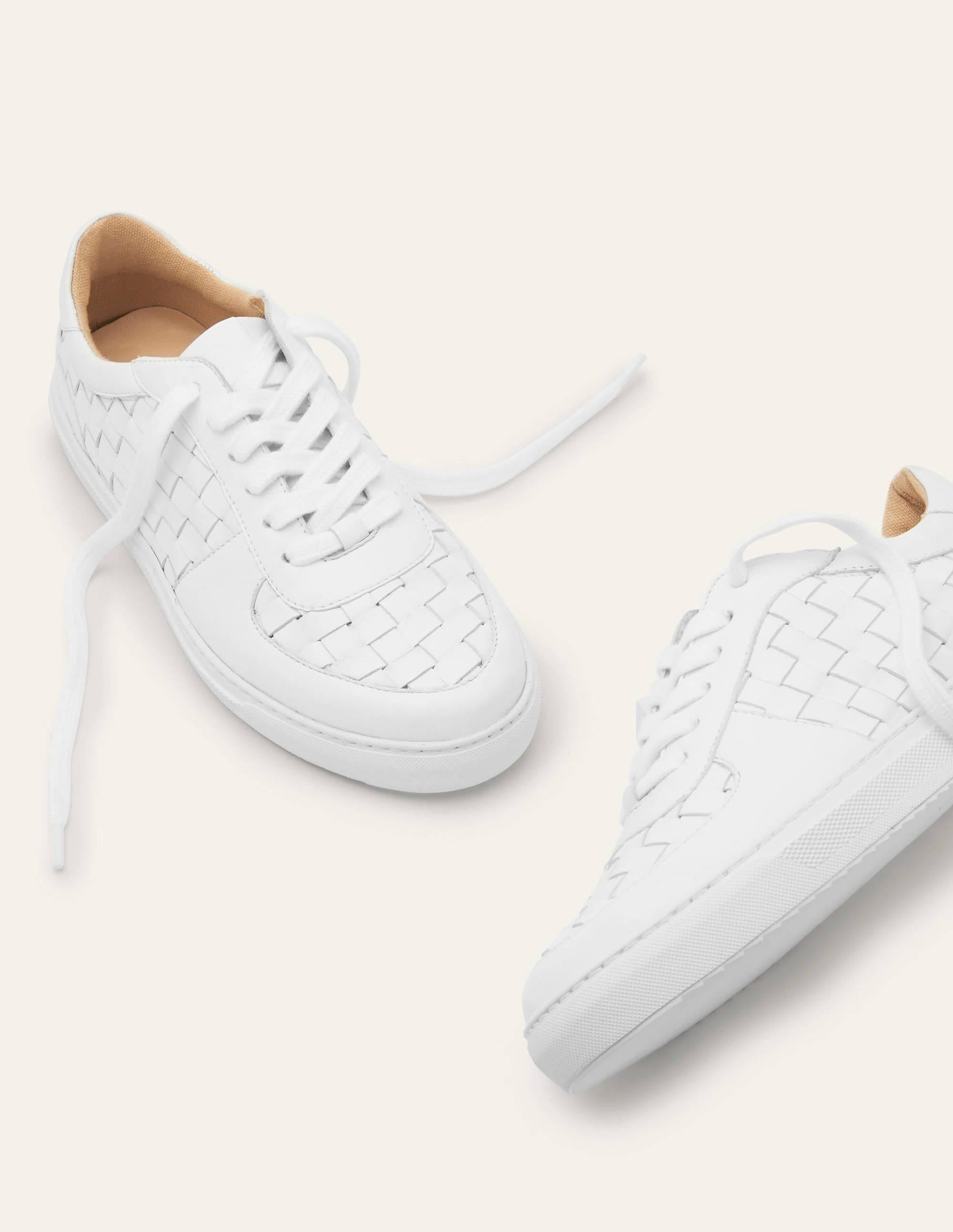Schnürturnschuhe aus Leder-Weiß, Gewebt - Image 1