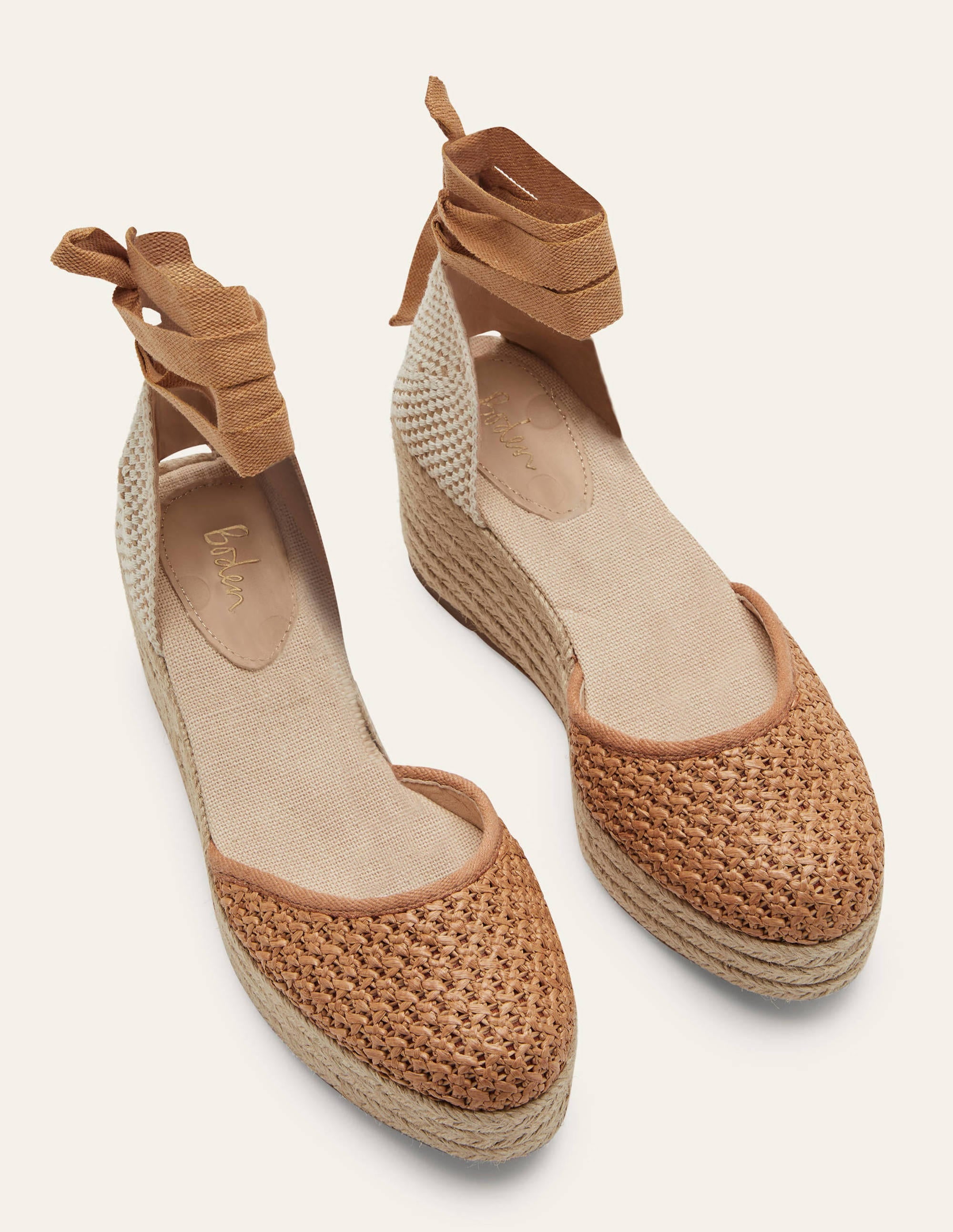 Espadrilles mit hohem Keilabsatz-Hellbraun, Gewebt - Image 1