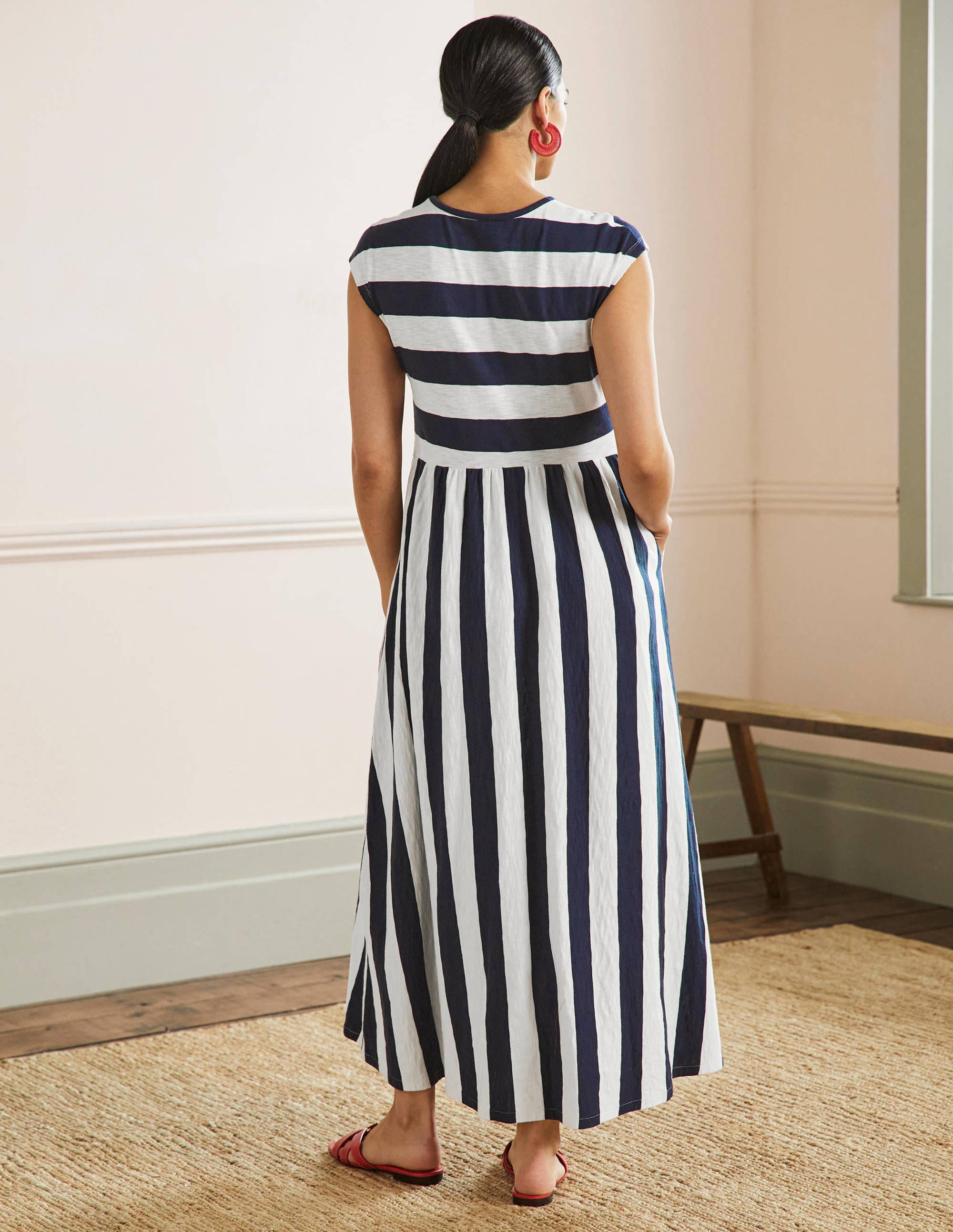 Schlichtes T-Shirt-Midikleid-Navy/Naturweiß, Gestreift - Image 3