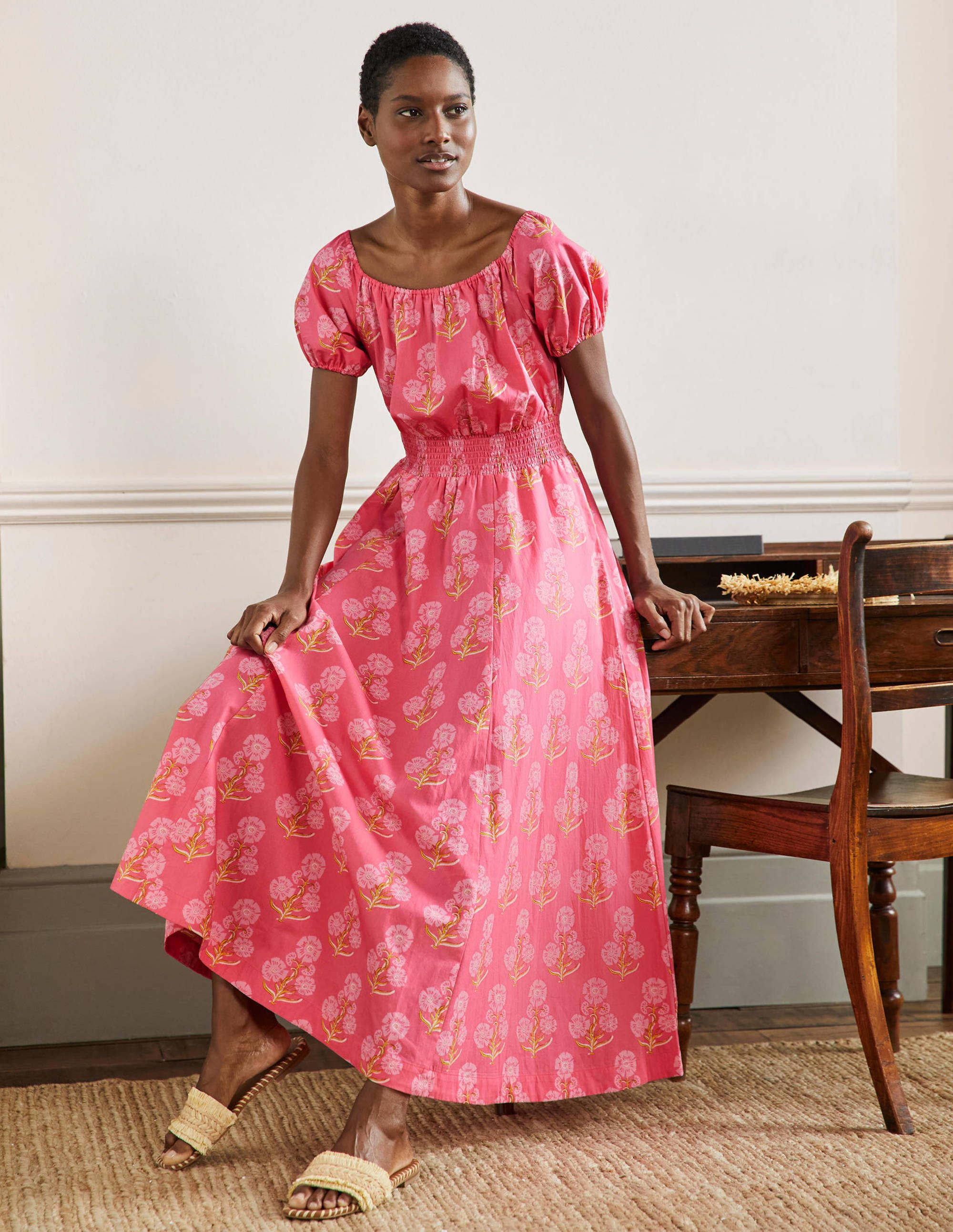Robe longue à col en U-Motif floral xylographique rose corail - Image 4
