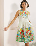 Tara Kleid mit schmaler Taille und weitem Rock-Naturweiß, Botanikmuster