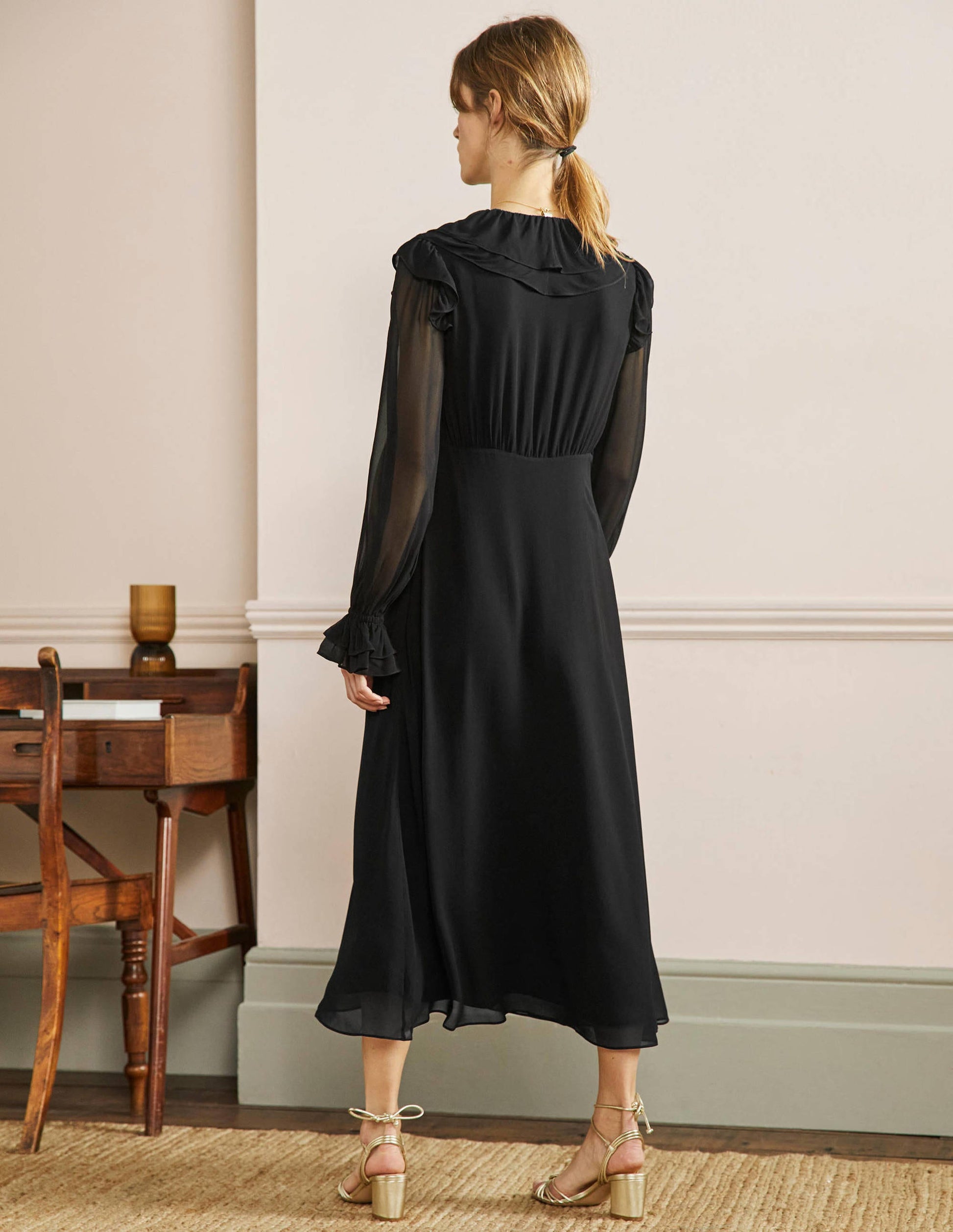 Lara Midikleid mit Rüschen-Schwarz-3
