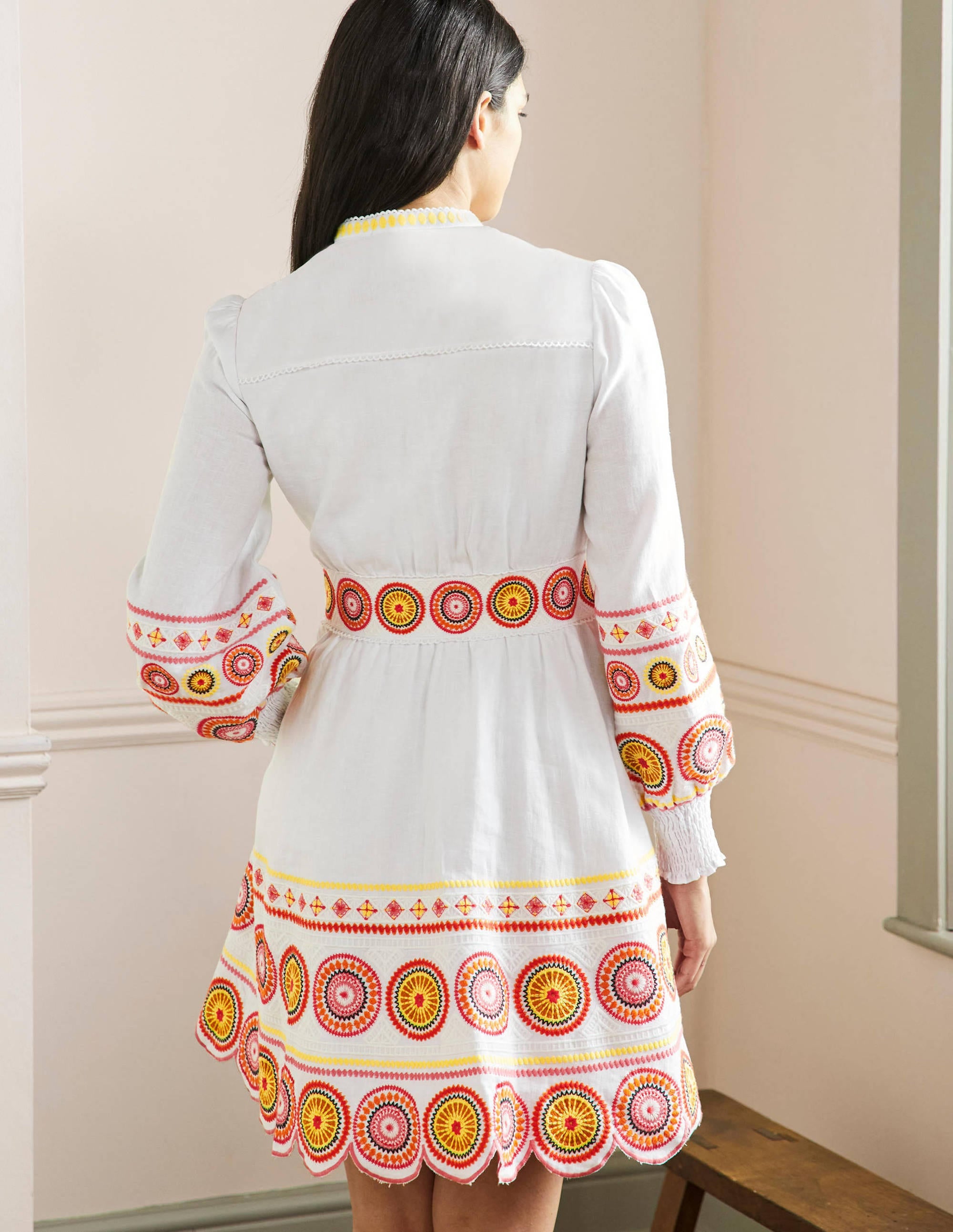 Tamsin Besticktes Minikleid-Naturweiß, Farblich abgestimmtes Muster - Image 3