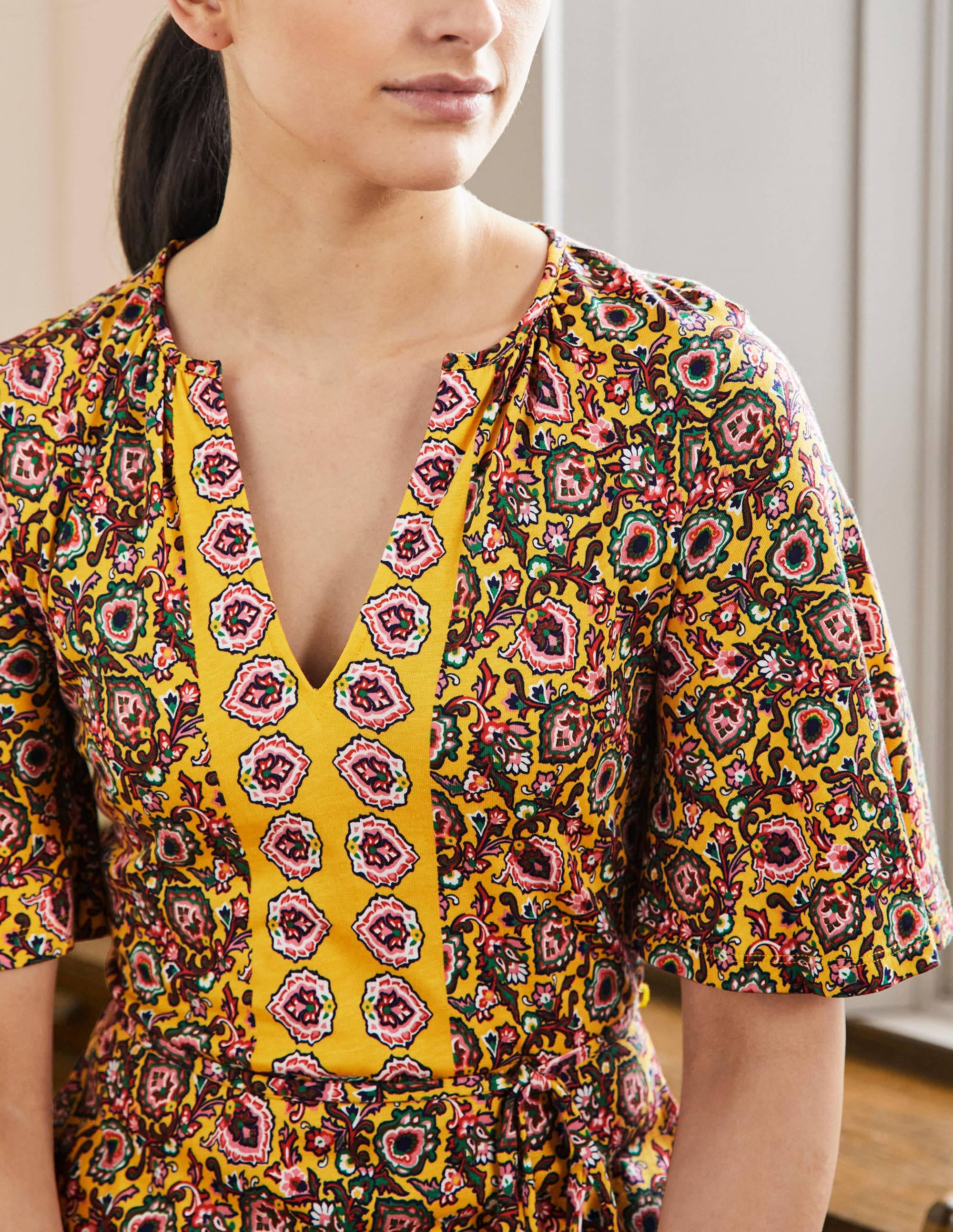 Robe longue à col cranté en jersey-Rayon de miel, motif Decorative Bloom - Image 2