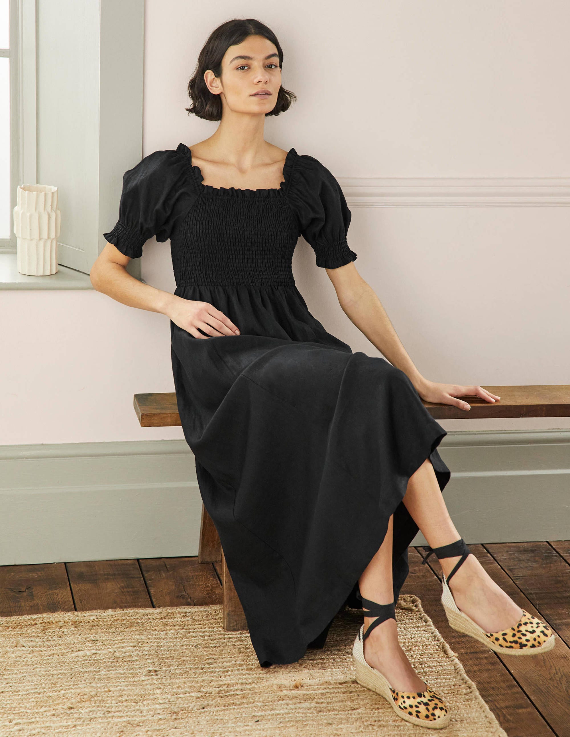 Midikleid mit gesmoktem Oberteil-Schwarz - Image 4