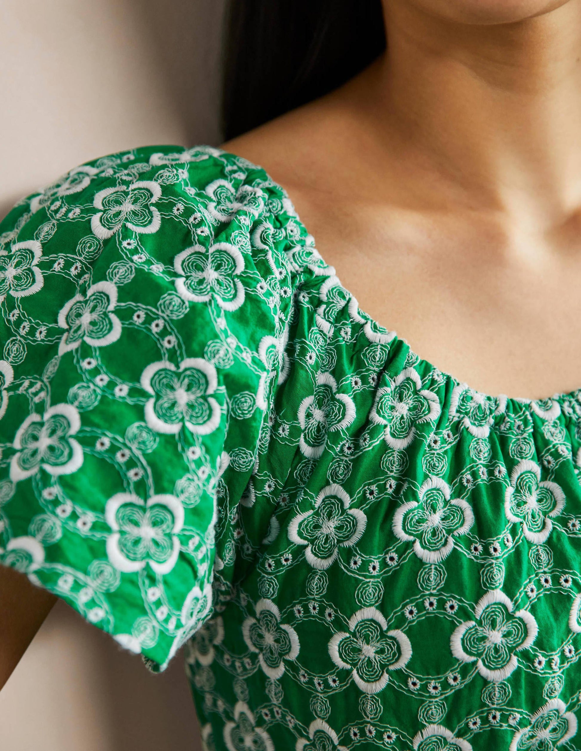 Besticktes Kleid mit Rundhalsausschnitt-Grün, Geometrisches Muster-2