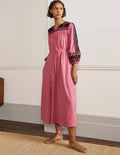 Robe midi brodée en jersey-Rouge ancien