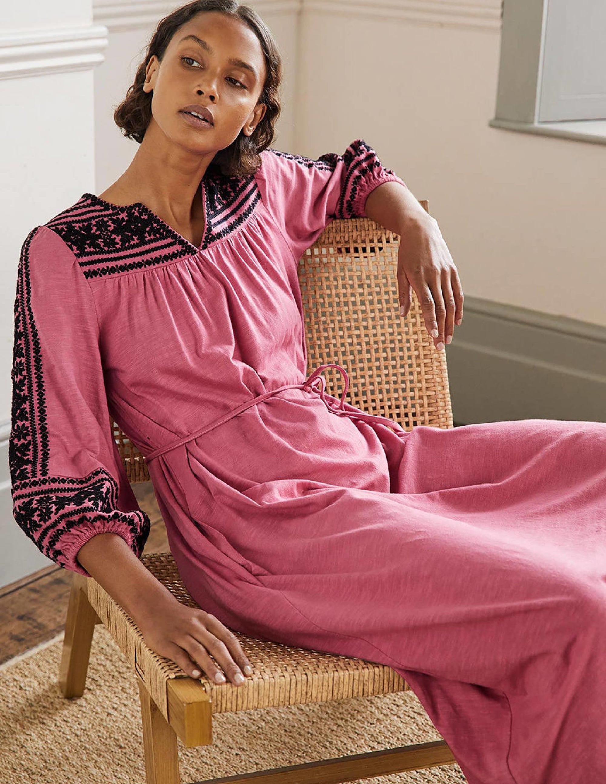 Robe midi brodée en jersey-Rouge ancien - Image 5