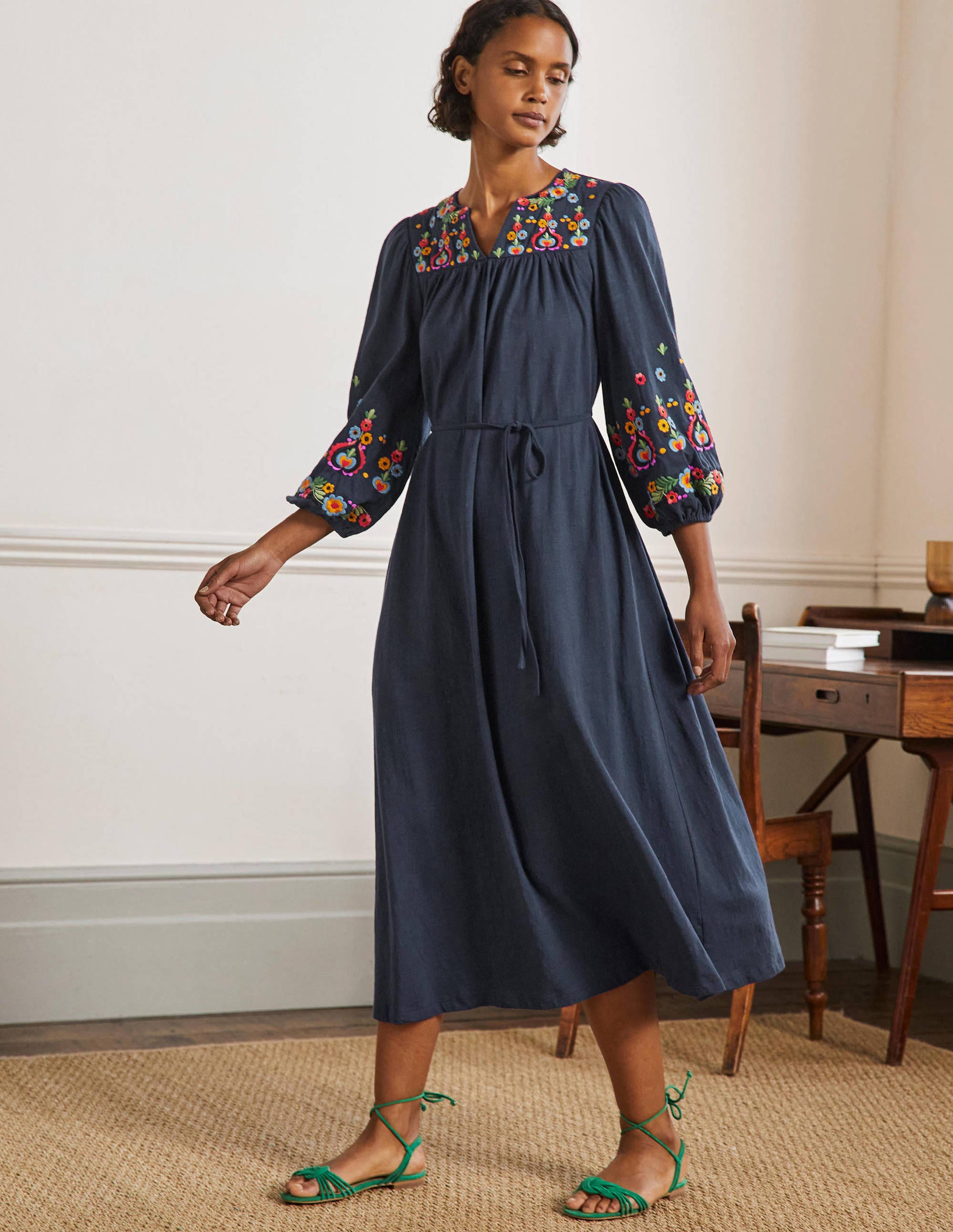 Robe midi brodée en jersey-Bleu marine - Image 1