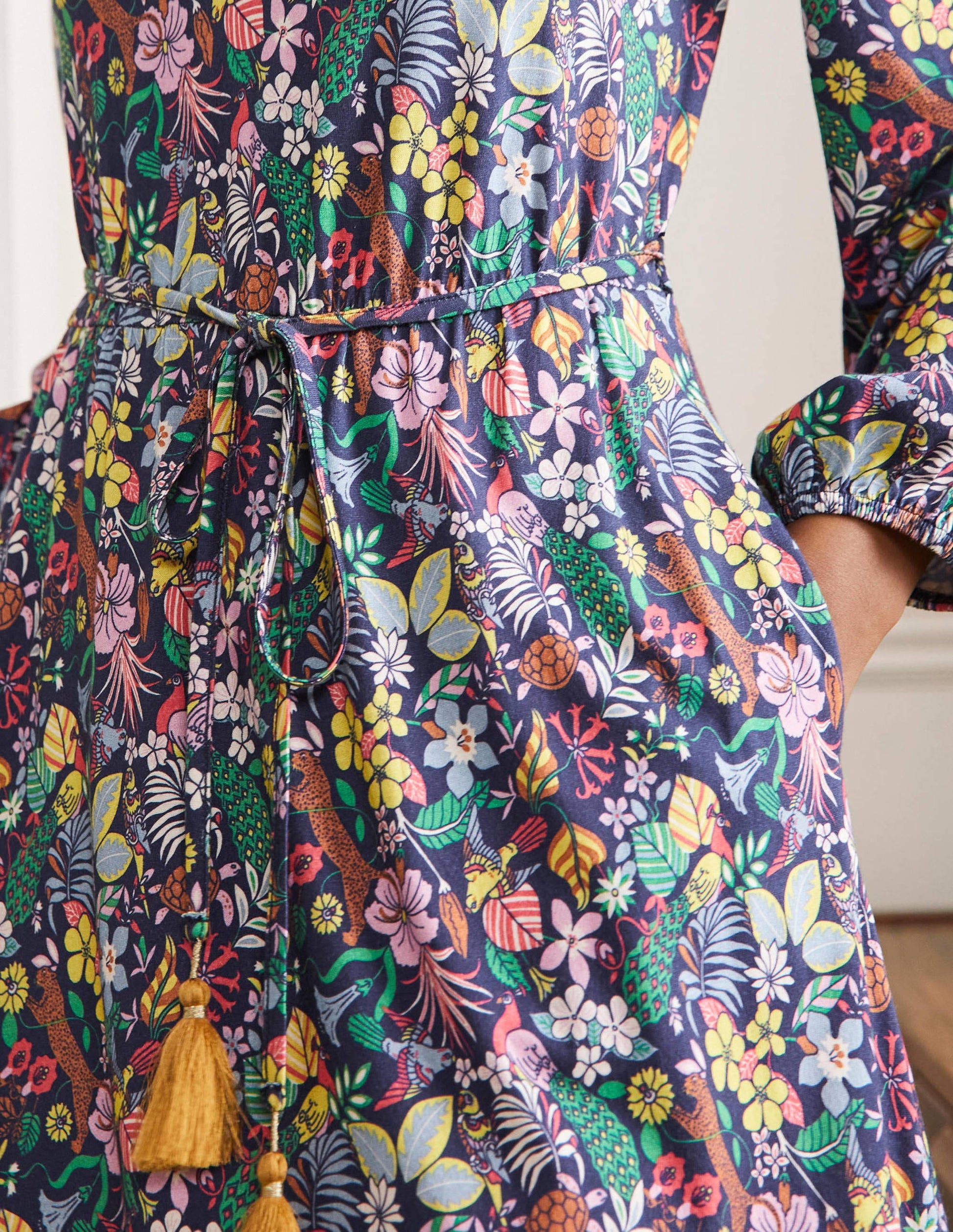 Jersey-Maxikleid mit Gürtel-Navy, Exotisches Paradies-2