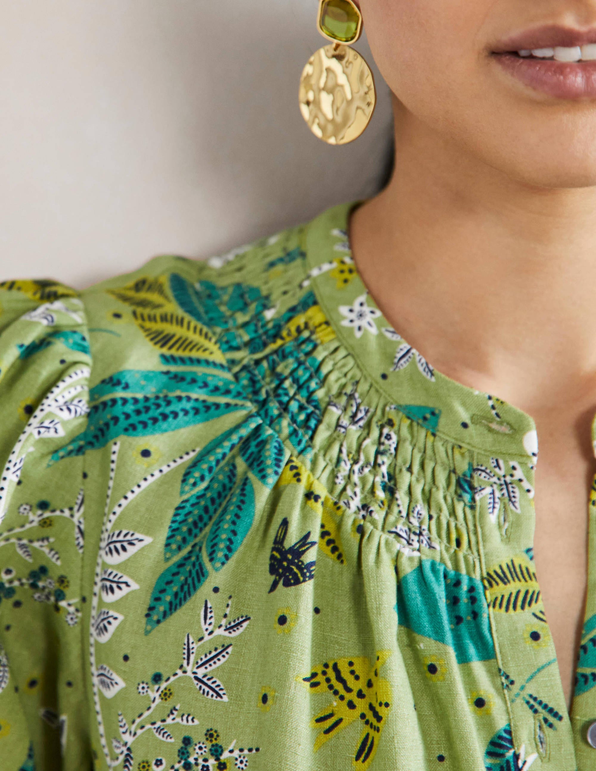 Robe-chemise à smocks en lin-Feuille, motif Oriental Cascade - Image 2
