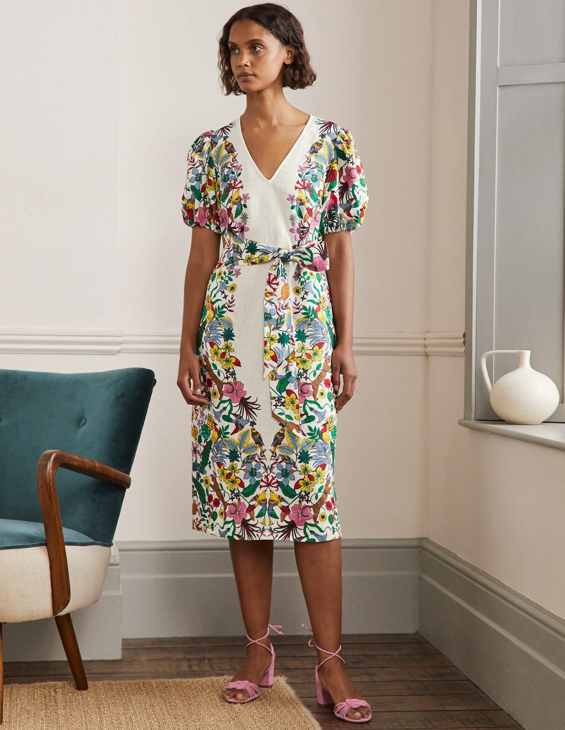 Midikleid aus Leinen mit Puffärmeln-Naturweiß, Exotisches Paradies-9