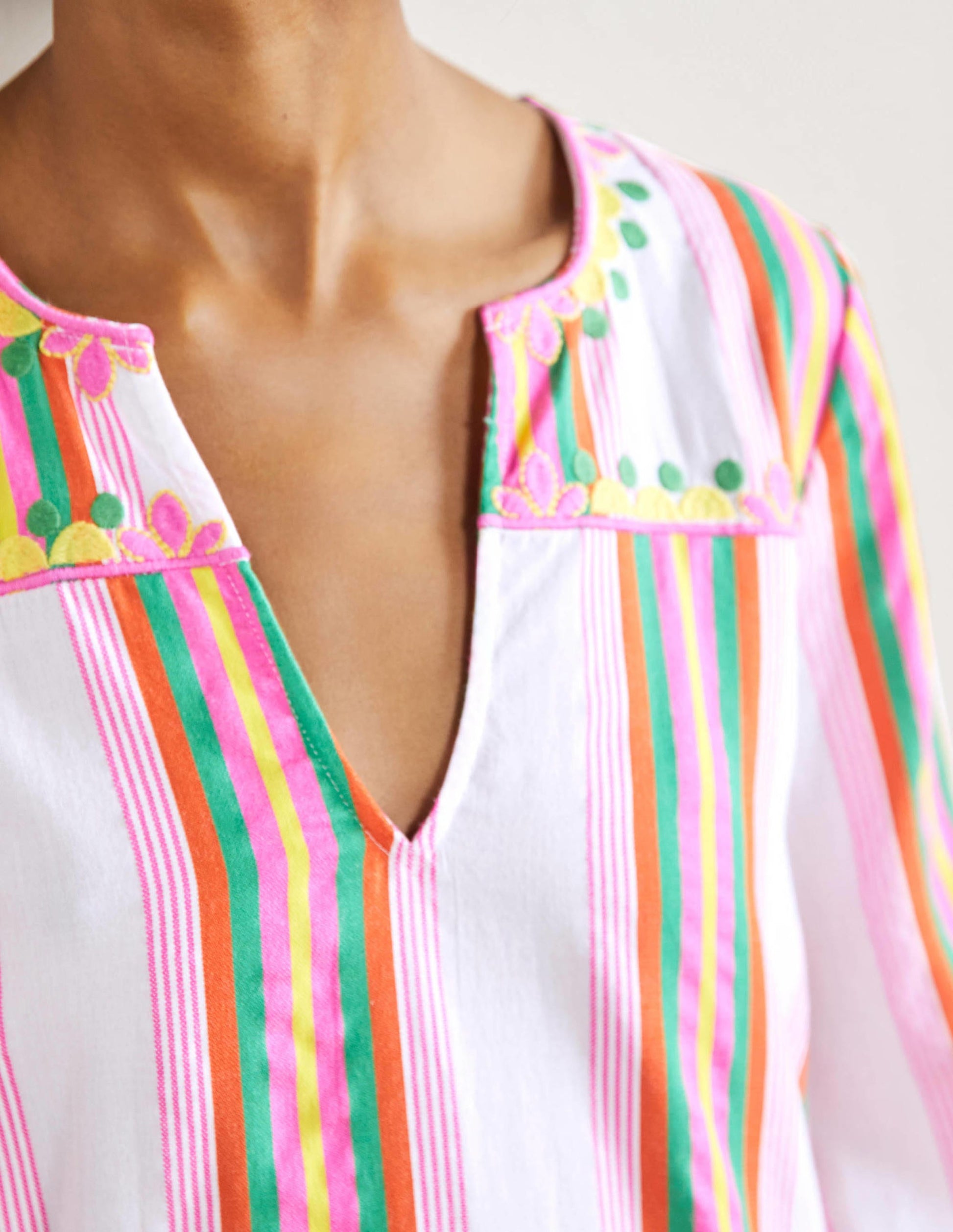 Schlichtes gestuftes Maxikleid-Regenbogenfarben, Gestreift-2
