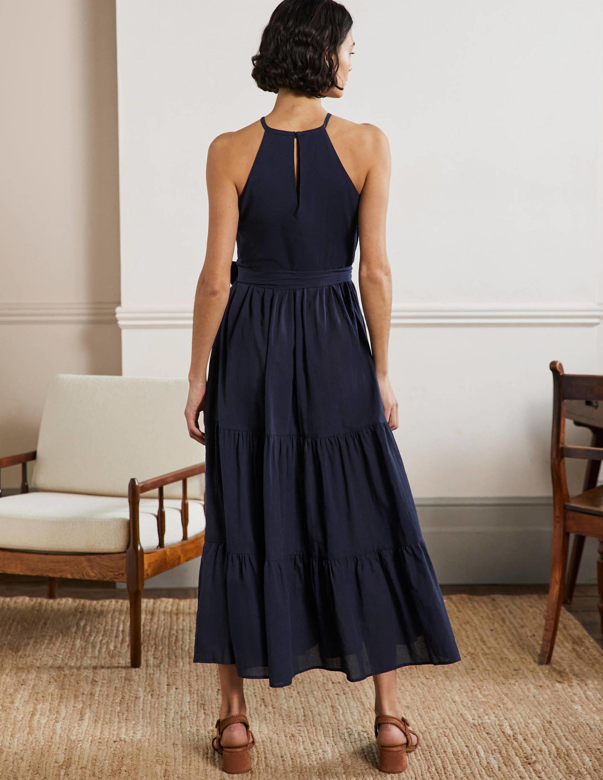 Gestuftes Neckholder-Maxikleid-Marineblau-3