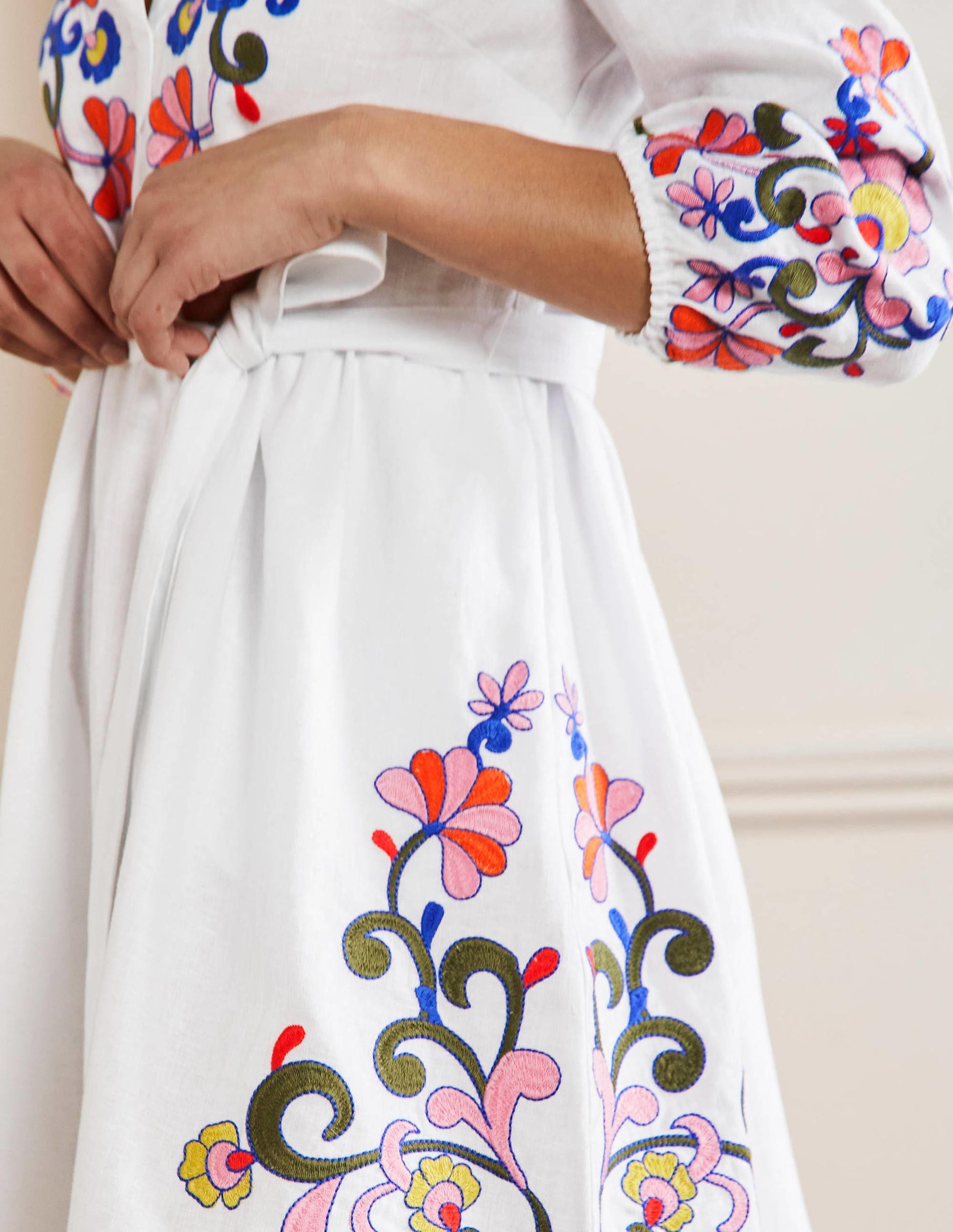 Robe brodée en lin-Blanc-2