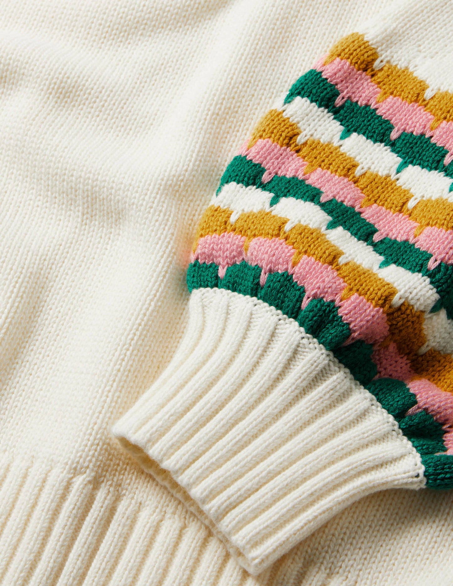 Pullover mit V-Ausschnitt und Ziernähten an den Bündchen-Naturweiß, Gestreift