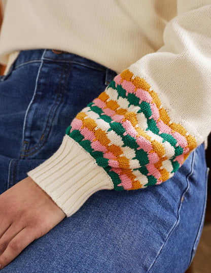 Pullover mit V-Ausschnitt und Ziernähten an den Bündchen-Naturweiß, Gestreift-2