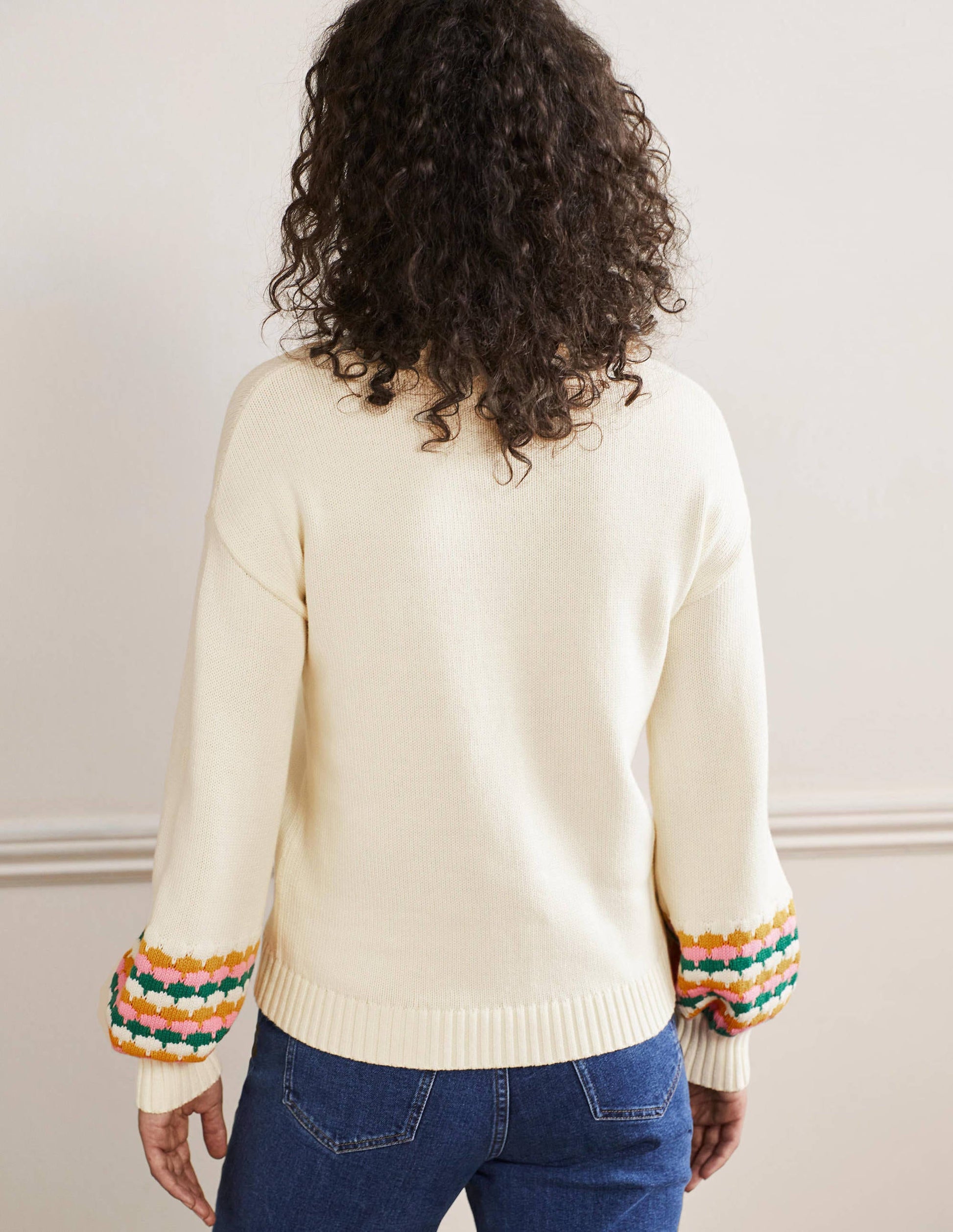 Pullover mit V-Ausschnitt und Ziernähten an den Bündchen-Naturweiß, Gestreift-3