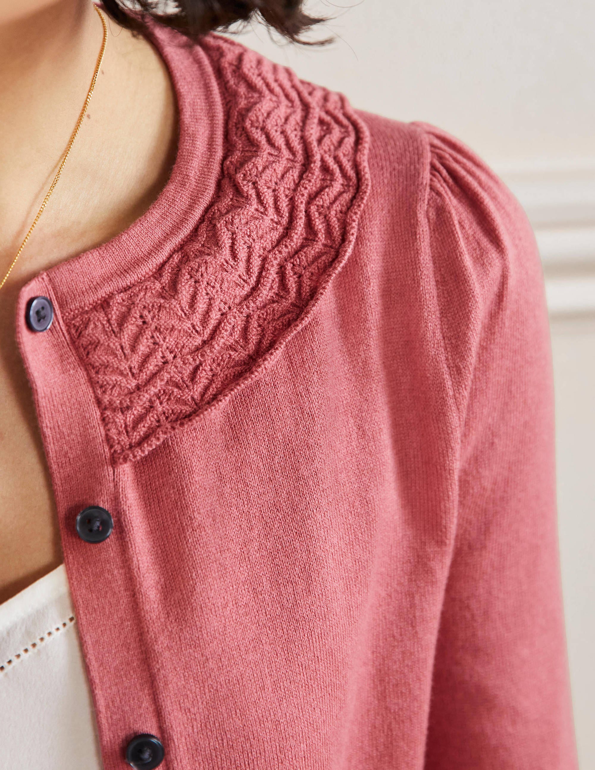 Cardigan mit Kragendetail-Staubrot - Image 5