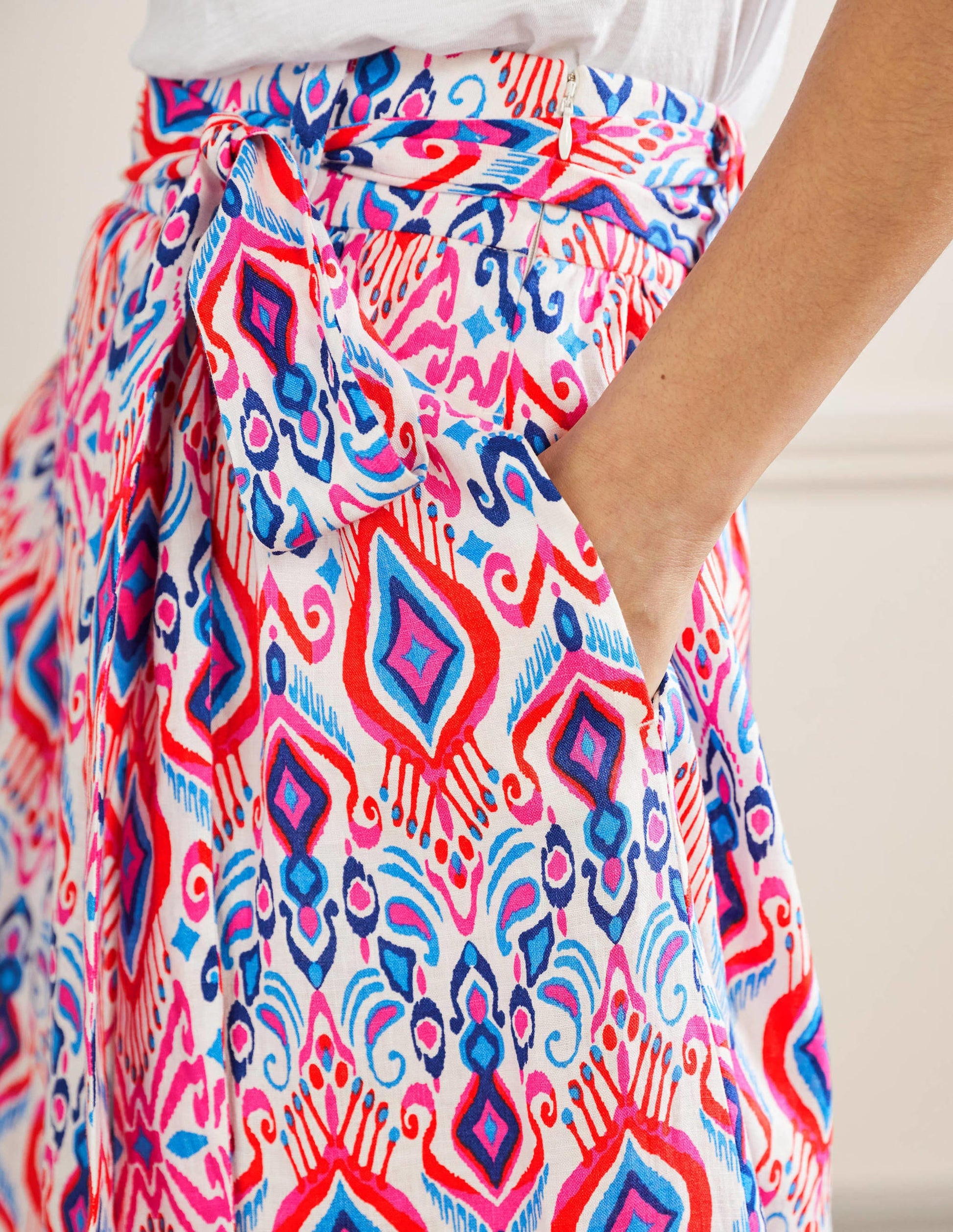 Jupe midi Rosemary en lin-Motif Ikat Paradise-2