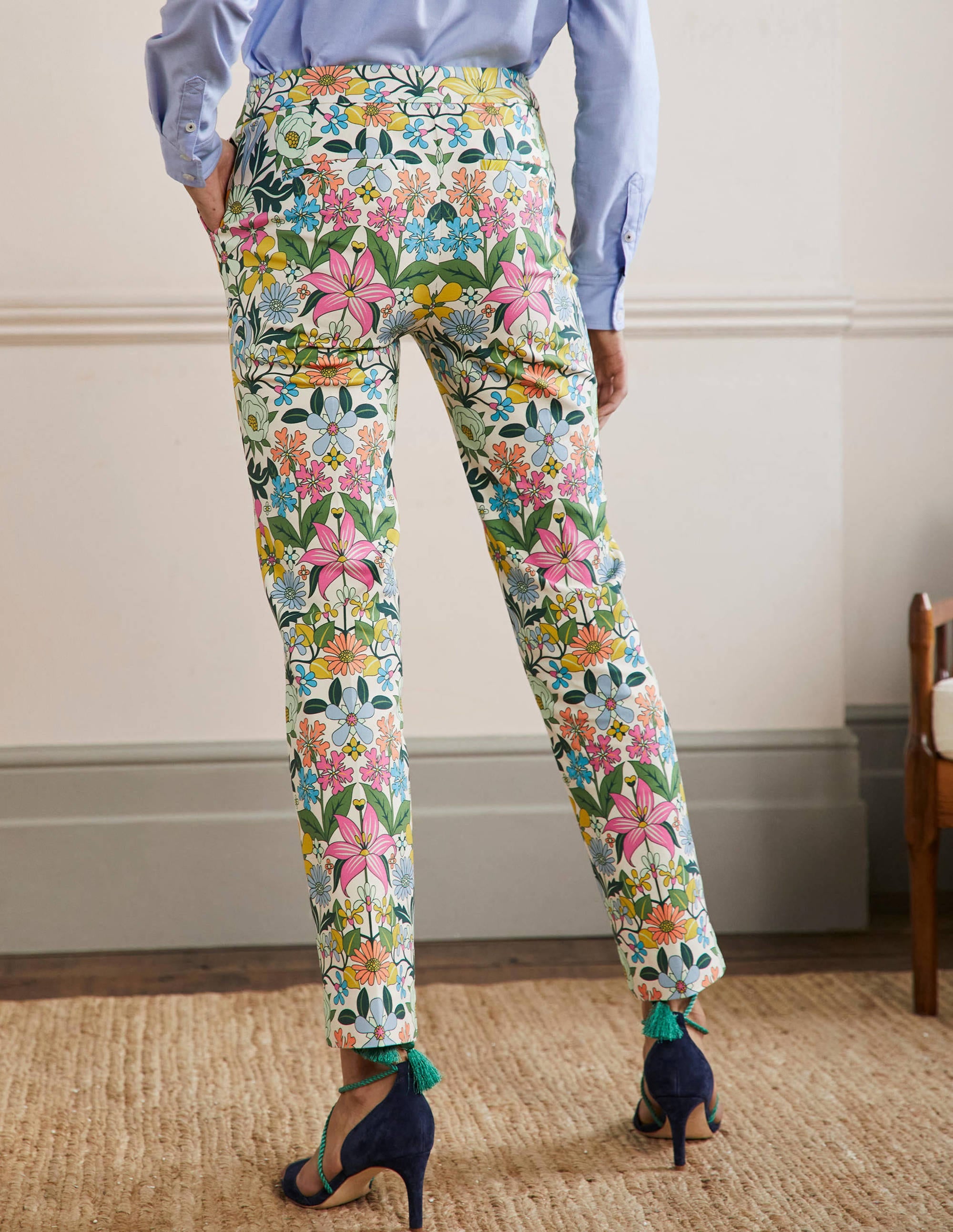 Richmond 7/8 Trouser-Ivory, Botanical Terrace - Image 3