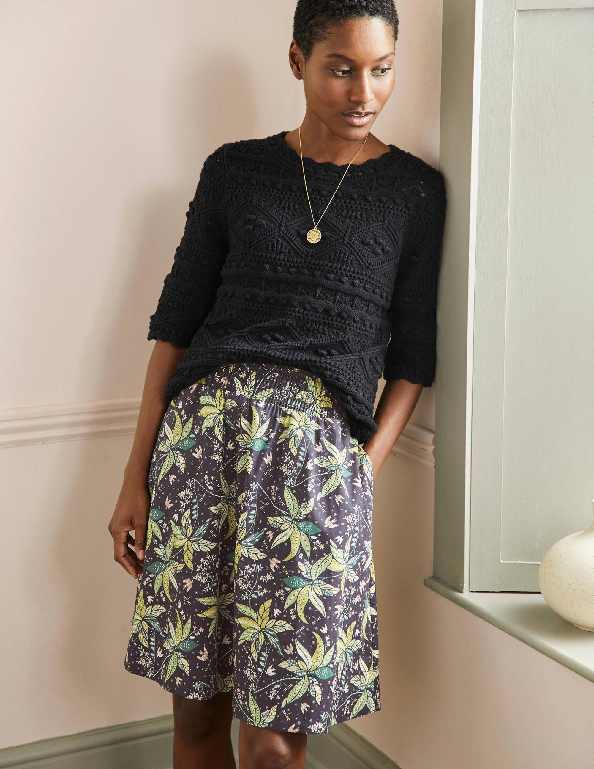 Jupe en coton à taille froncée-Noir, motif Oriental Cascade - Image 1