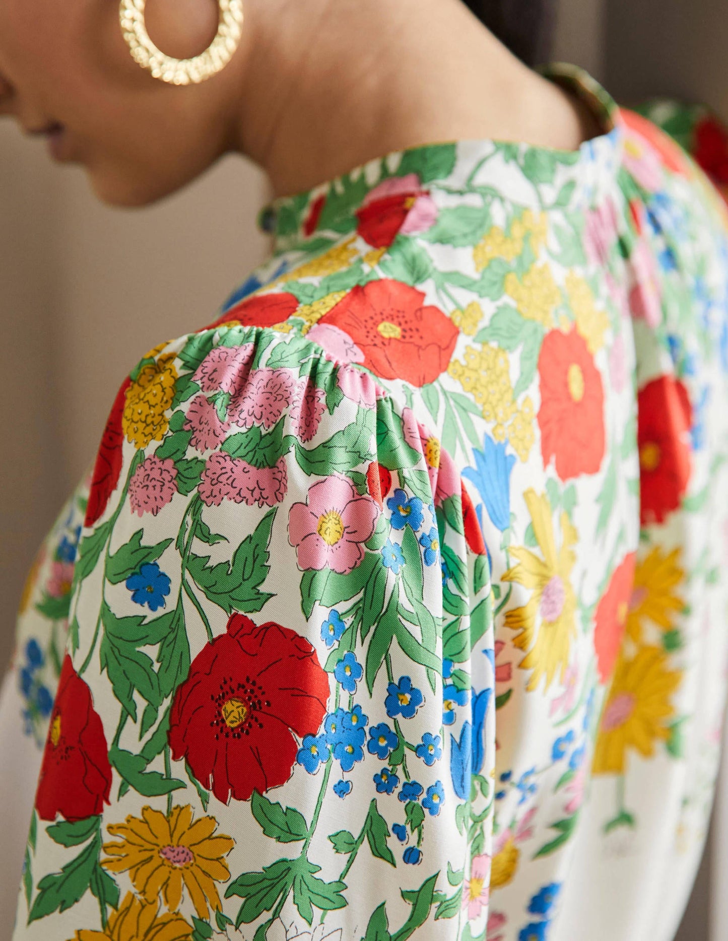 Anna Bluse mit Blousonärmeln-Naturweiß, Botanikmuster