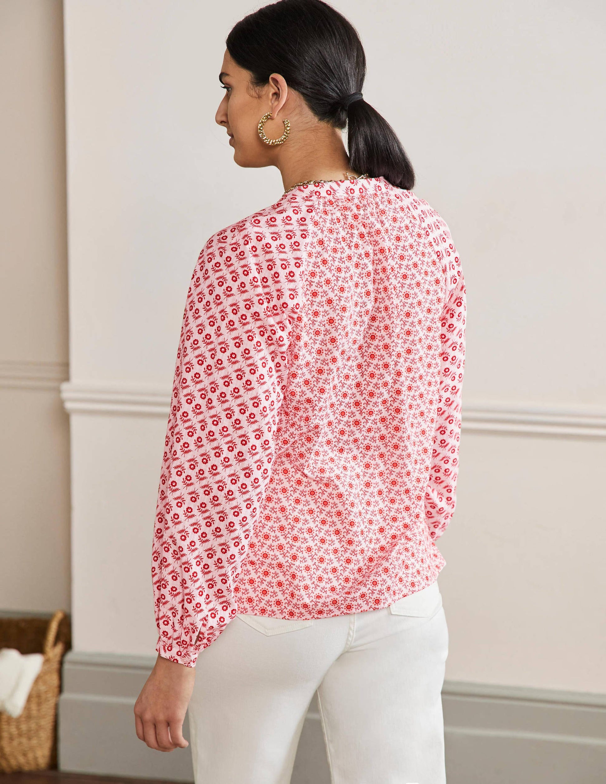 Raglanbluse mit langen Ärmeln-Naturweiß, Geometrisches Blumenmuster-3