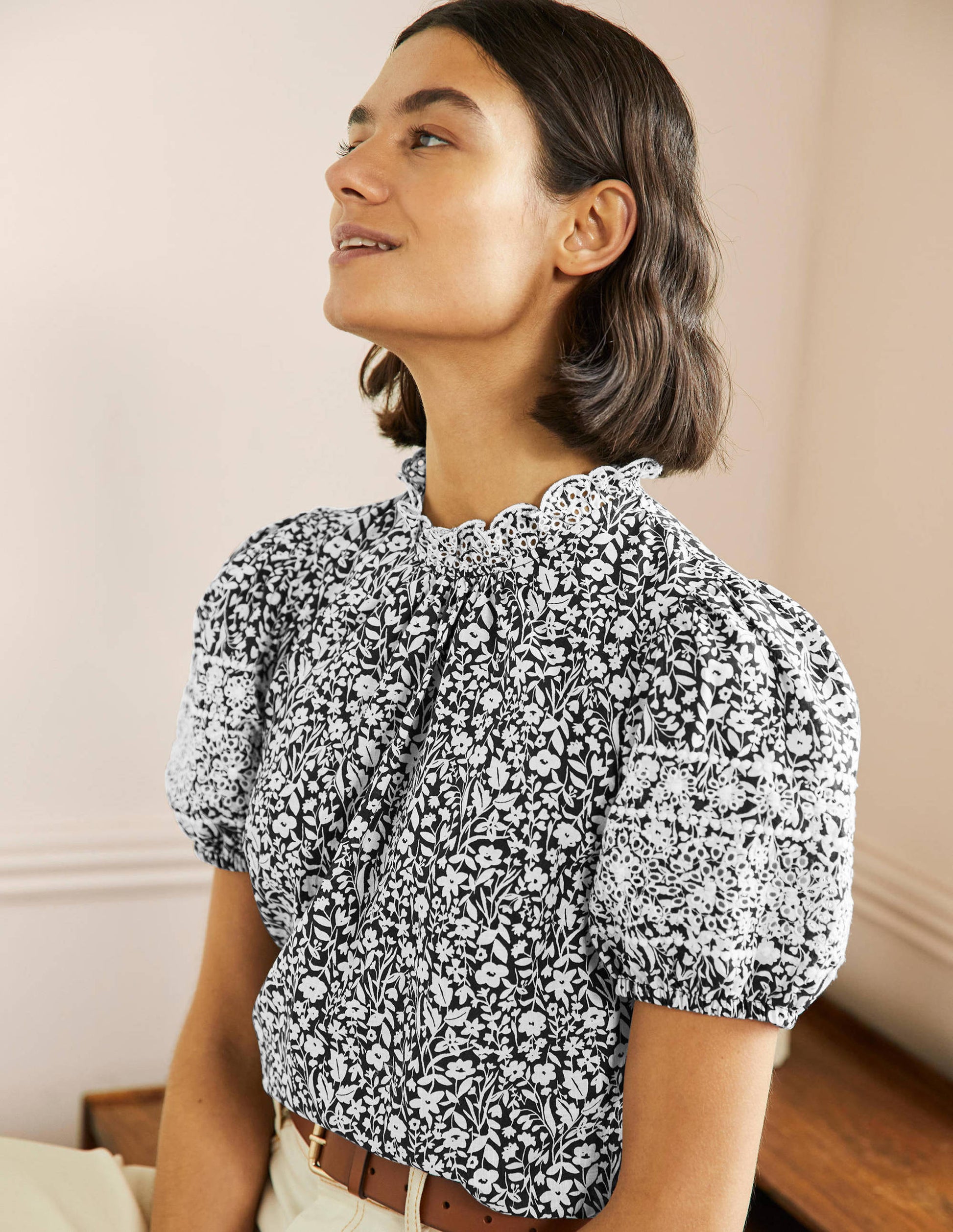 Printed Broderie Top-Black, Wildflower Spring-1