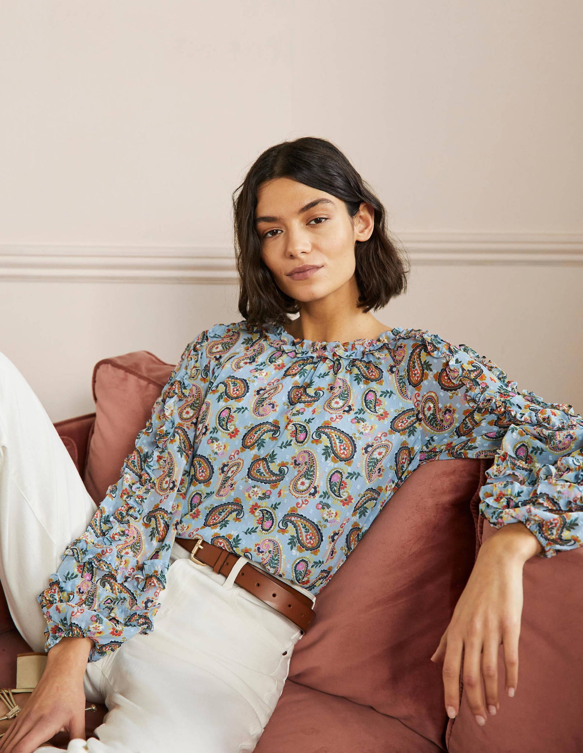 Raglanbluse mit Rüschen-Gedecktes Blau, Paisleymuster-4