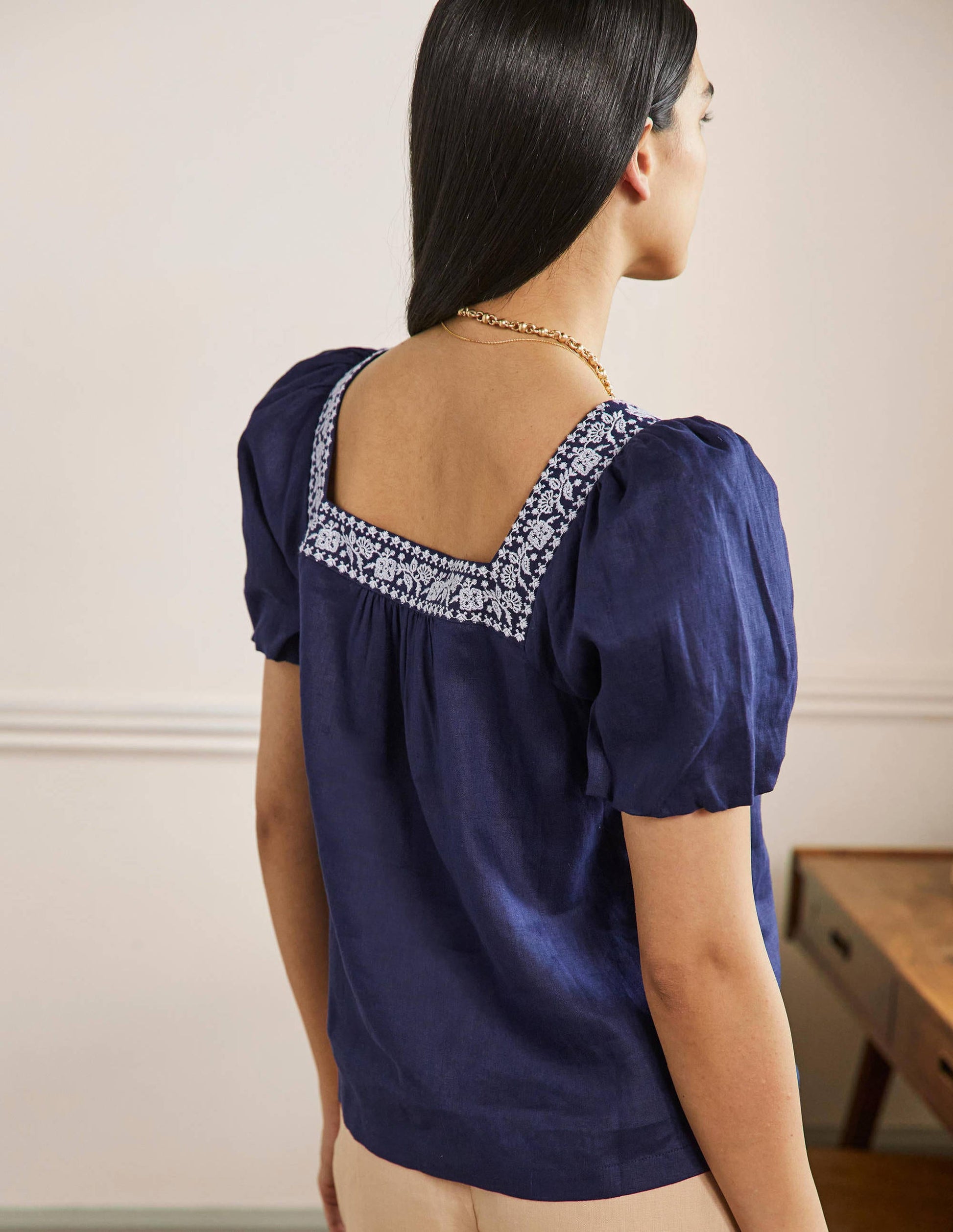 Top à col carré en lin-Broderie bleu marine-3