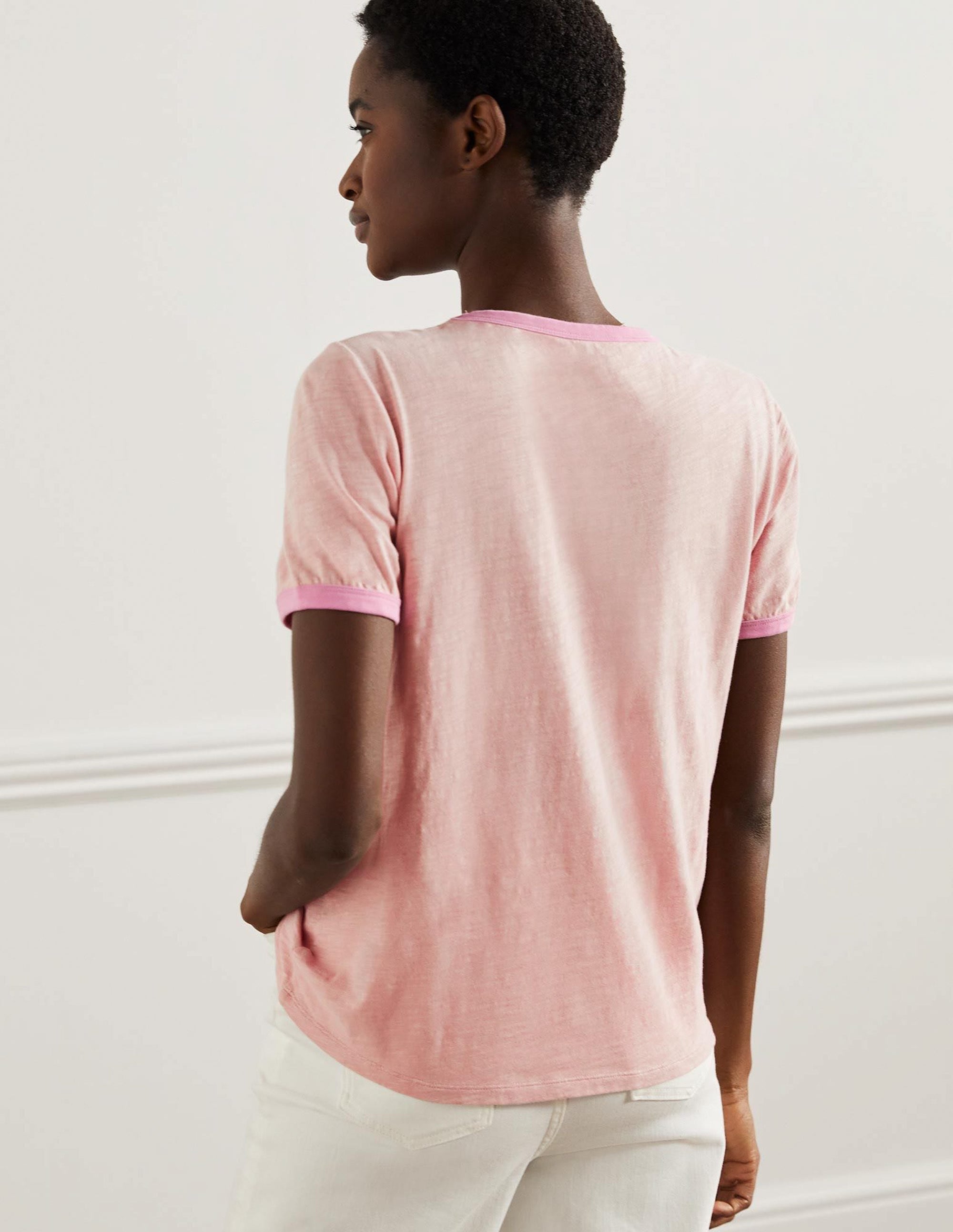 T-shirt en coton contrastant à bordures côtelées-Milkshake, motif Exotic Paradise - Image 3
