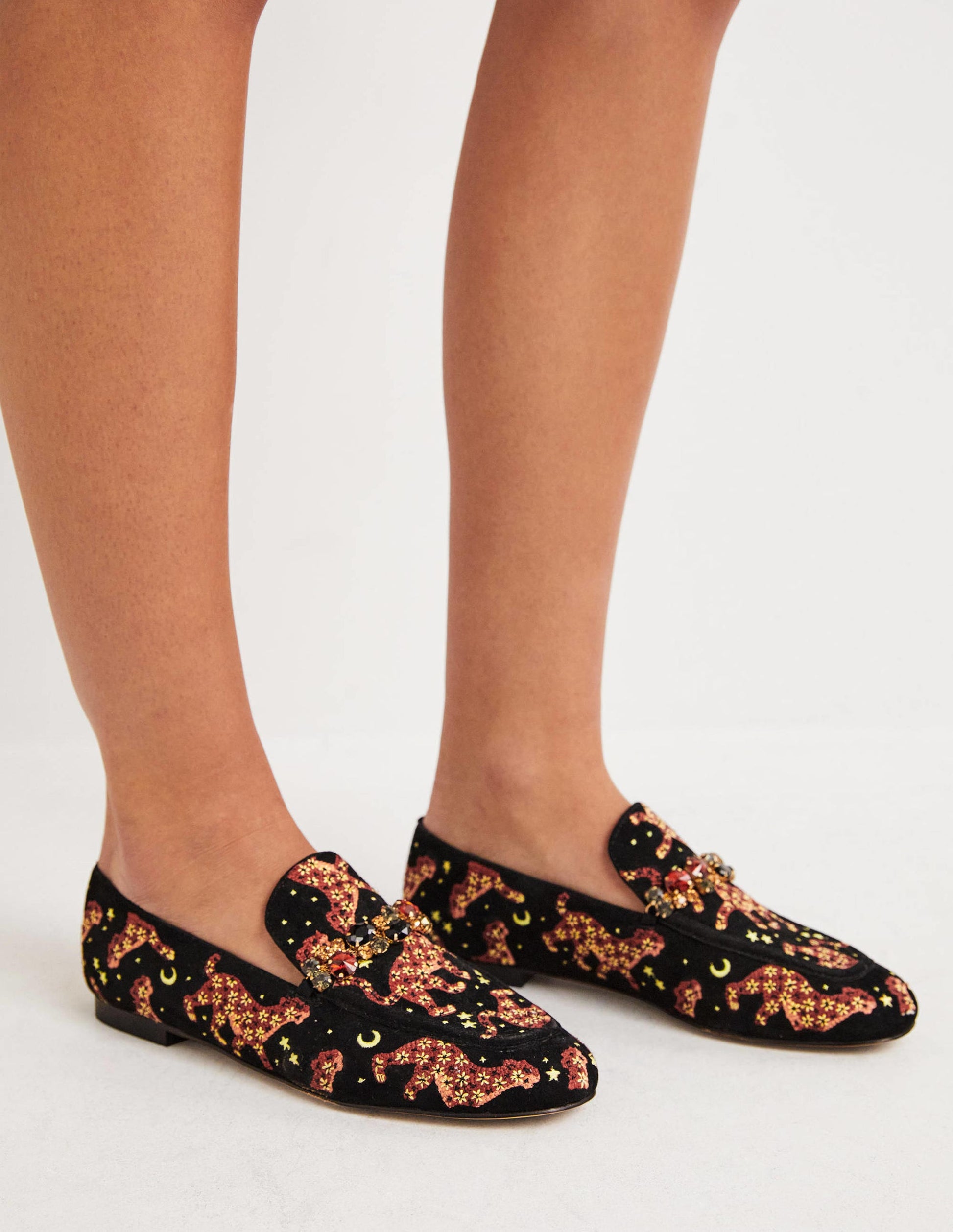Loafer mit verzierter Borte-Schwarz, Gestickte Geparden-1