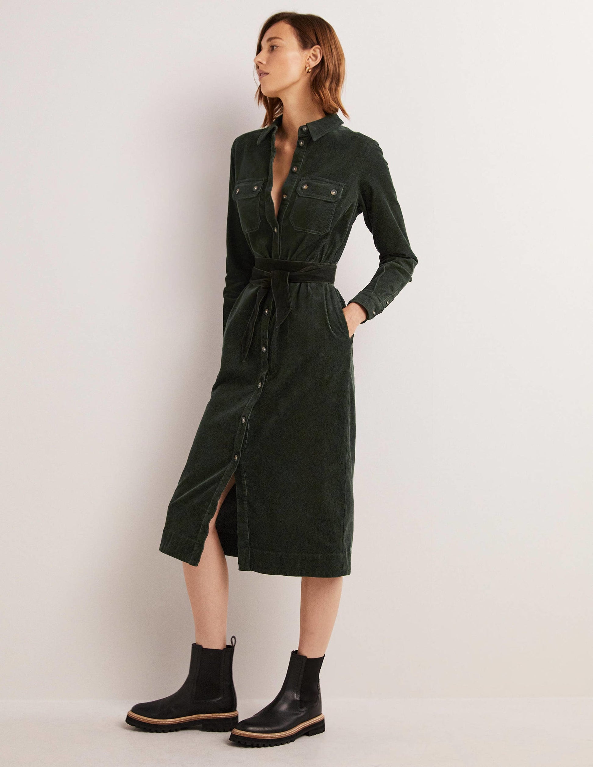Midi-Hemdblusenkleid aus Cord-Waldgrün-1