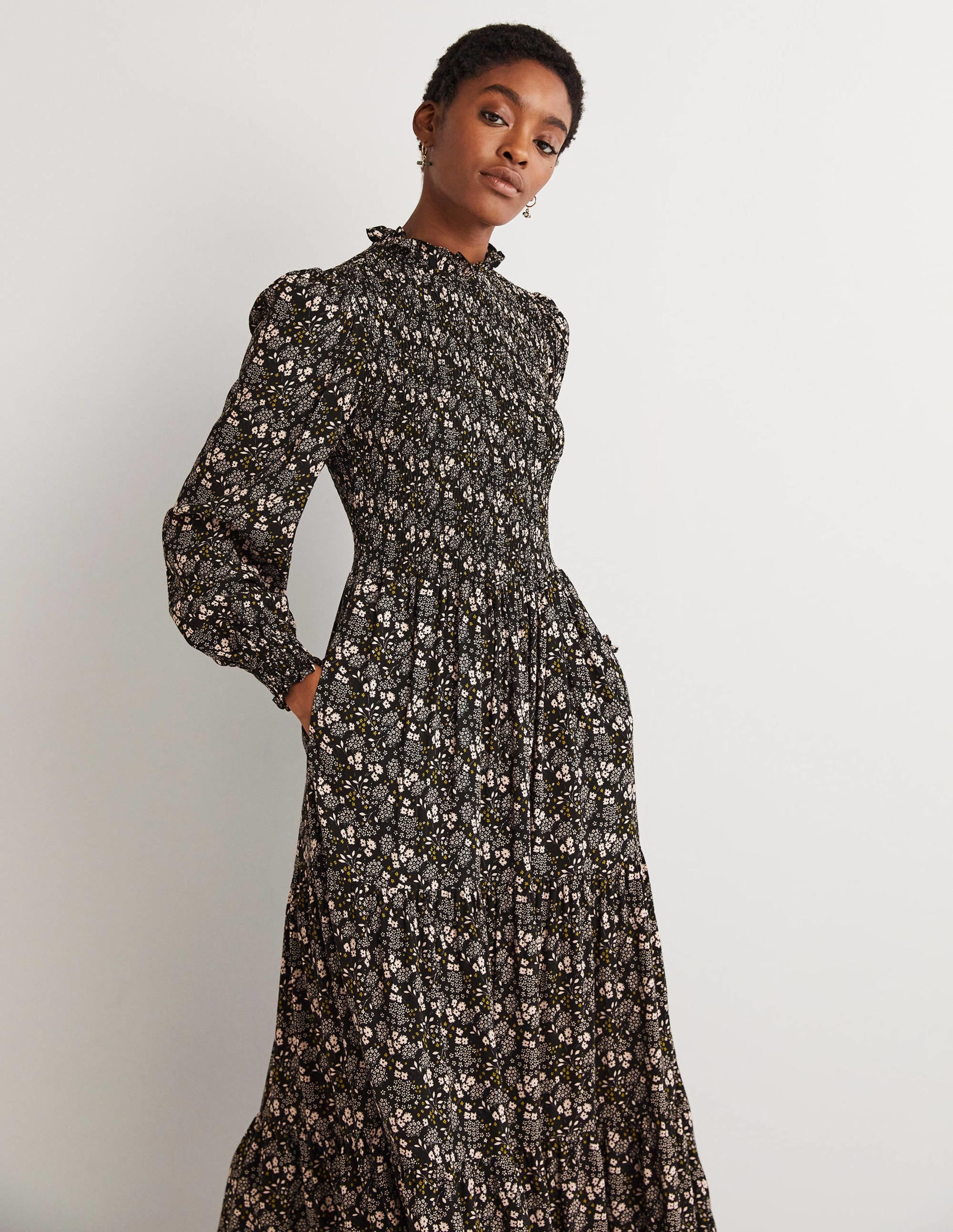 Robe midi à smocks et volants-Noir, motif Prairie Garden - Image 4