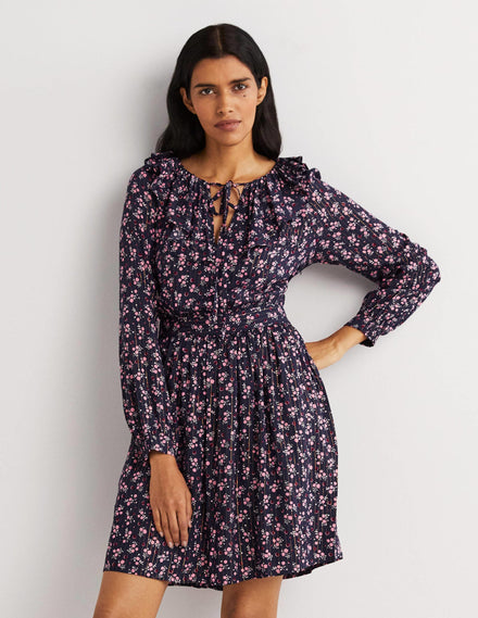 Metallisches Kleid mit Rüschen-Navy, Beerenzweig