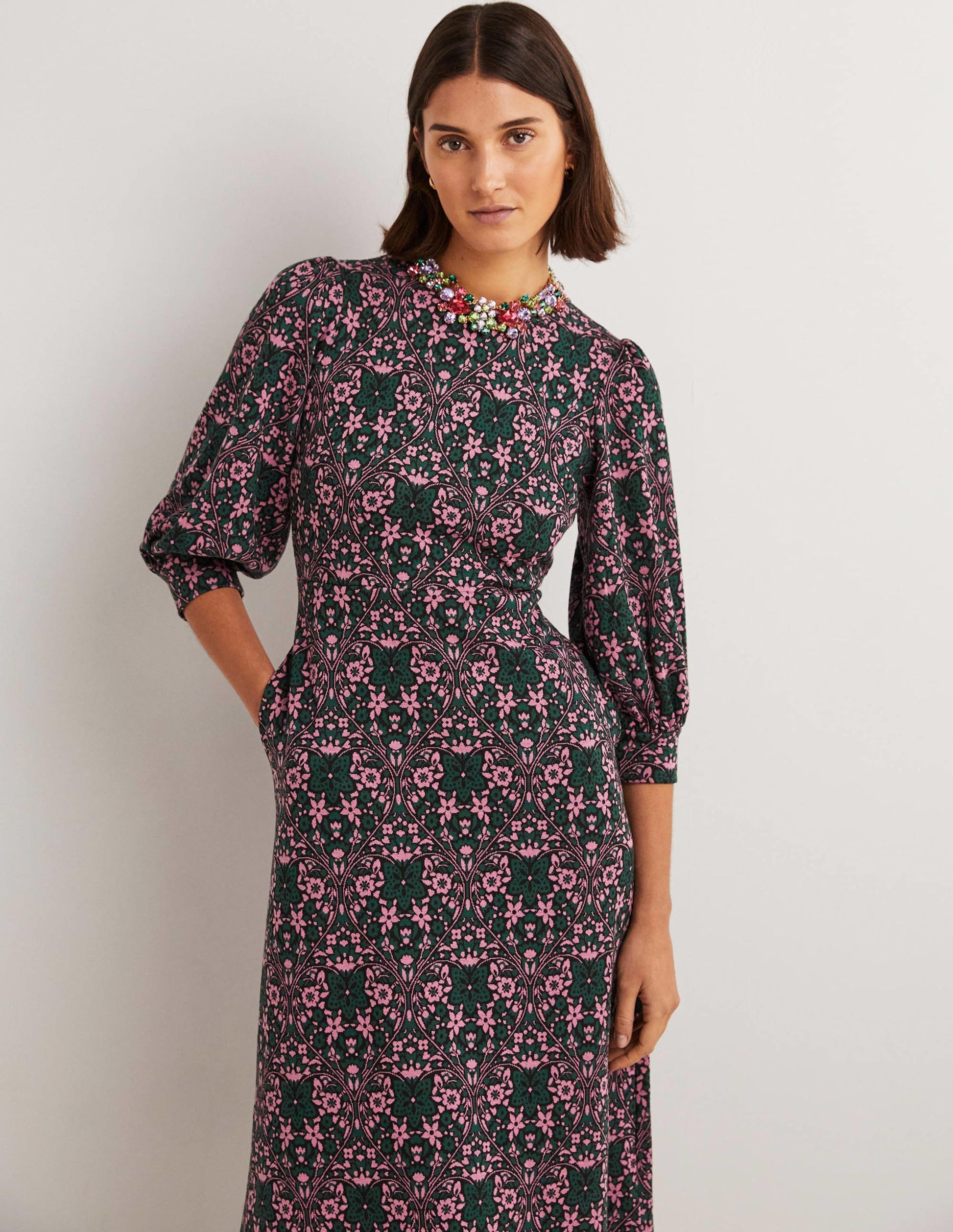 Midikleid aus Jacquard-Jersey-Trekking-Grün, Blütenherzen-4