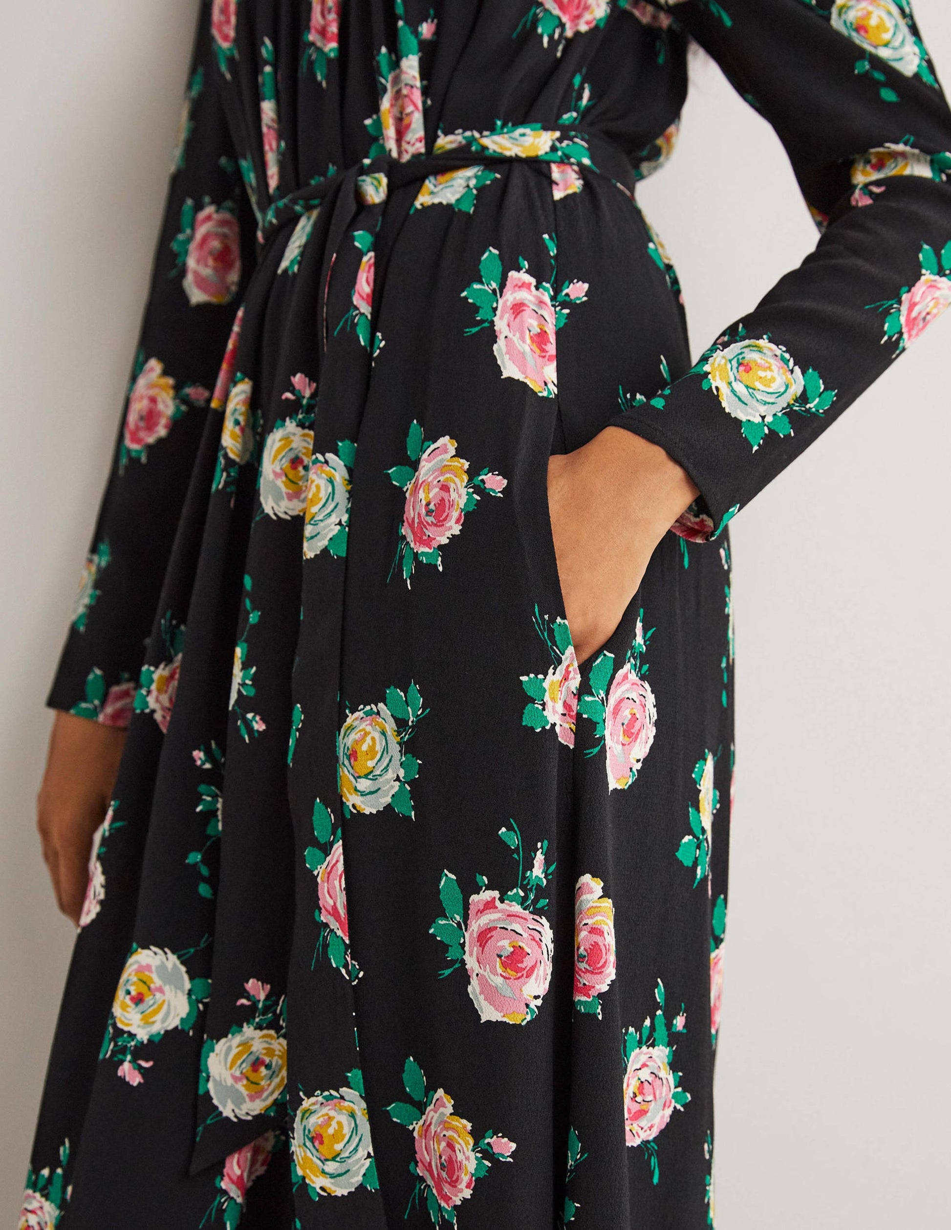 Robe longue à col carré-Noir, motif Painterly Rose-2