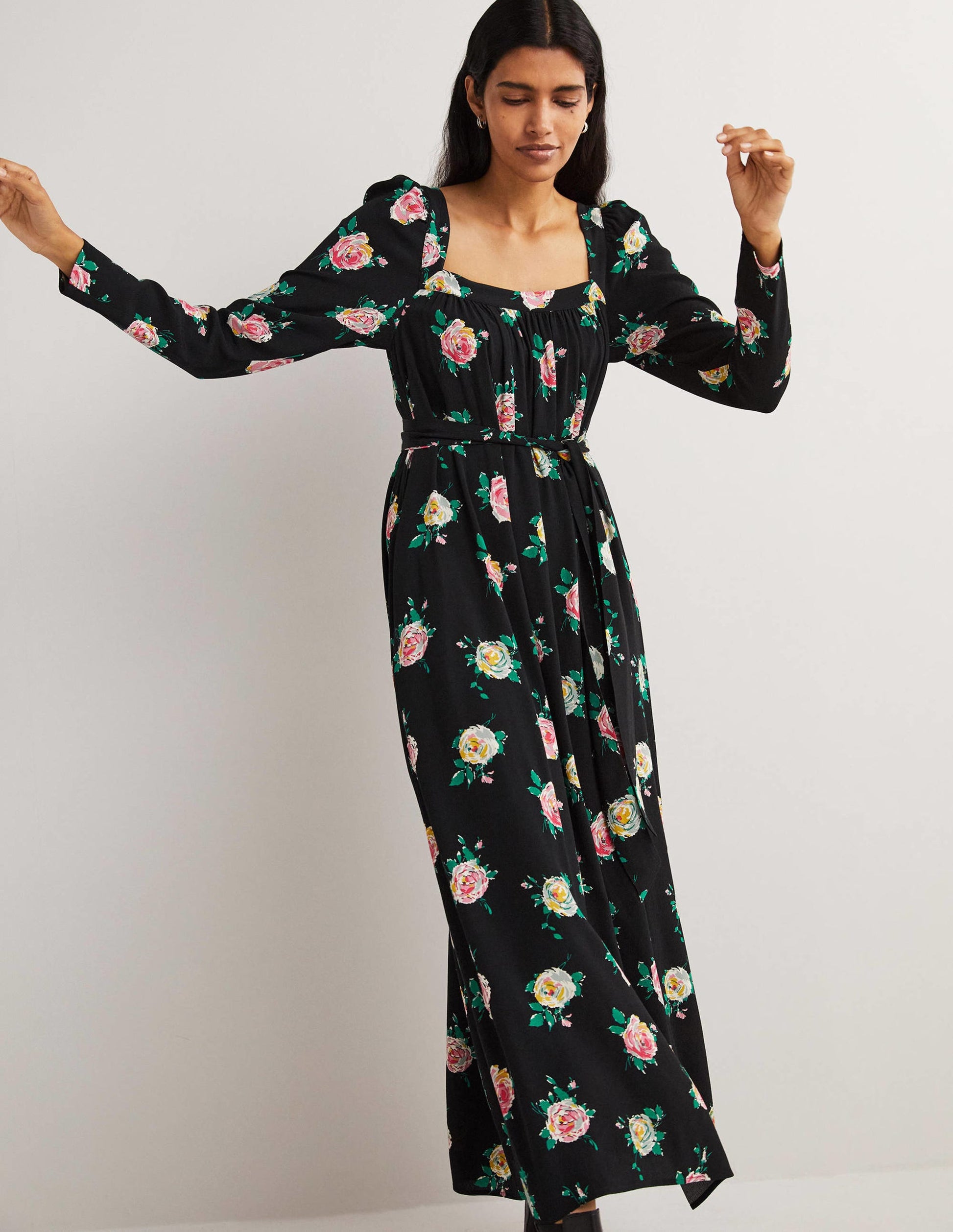 Robe longue à col carré-Noir, motif Painterly Rose-4