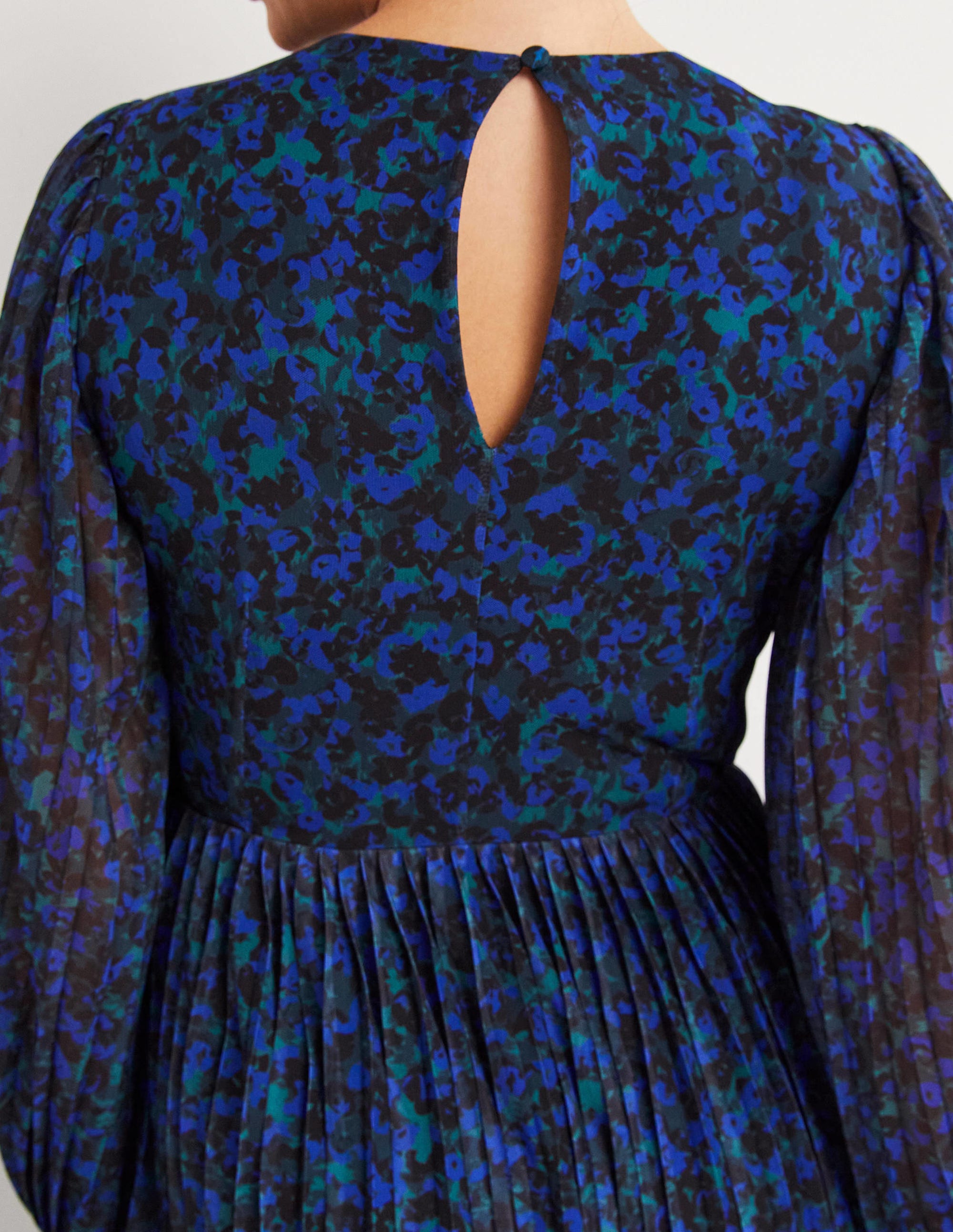 Robe midi plissée-Bleu perse, motif Painterly Stroke - Image 2