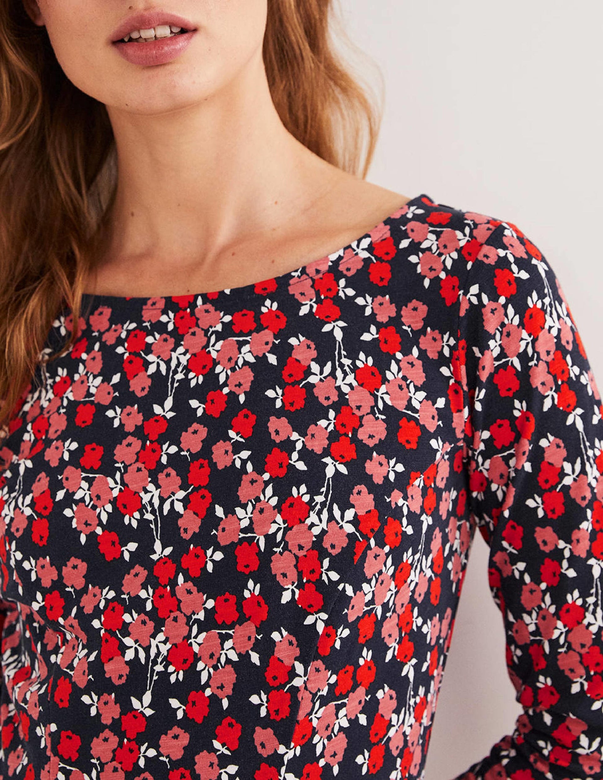 Robe Penny en jersey-Rouge cerise, motif Abstract Sprig-2