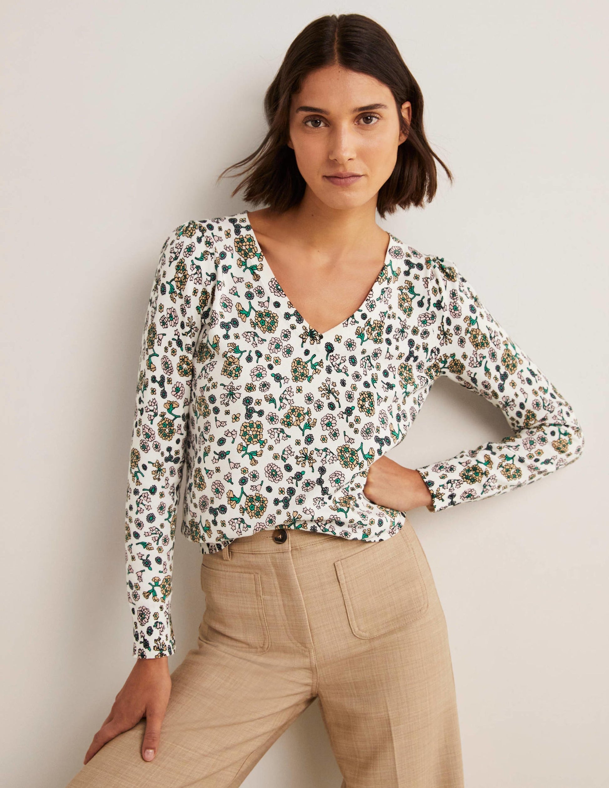 Baumwollpullover mit V-Ausschnitt-Naturweiß, Filigranes Blumenmuster-4