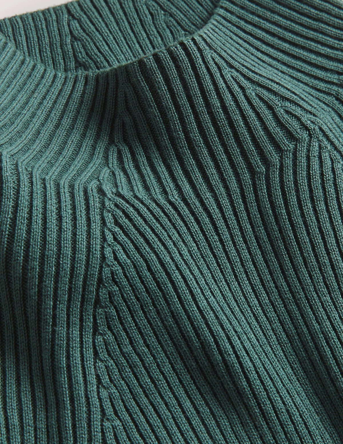 Gerippter Pullover mit hohem Kragen-Trekking-Grün - Image 5