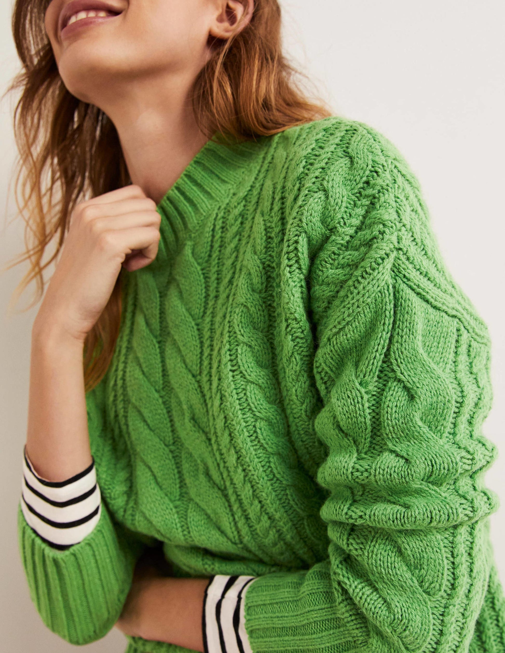 Pullover mit Zopfstrickmuster-Leguangrün-3