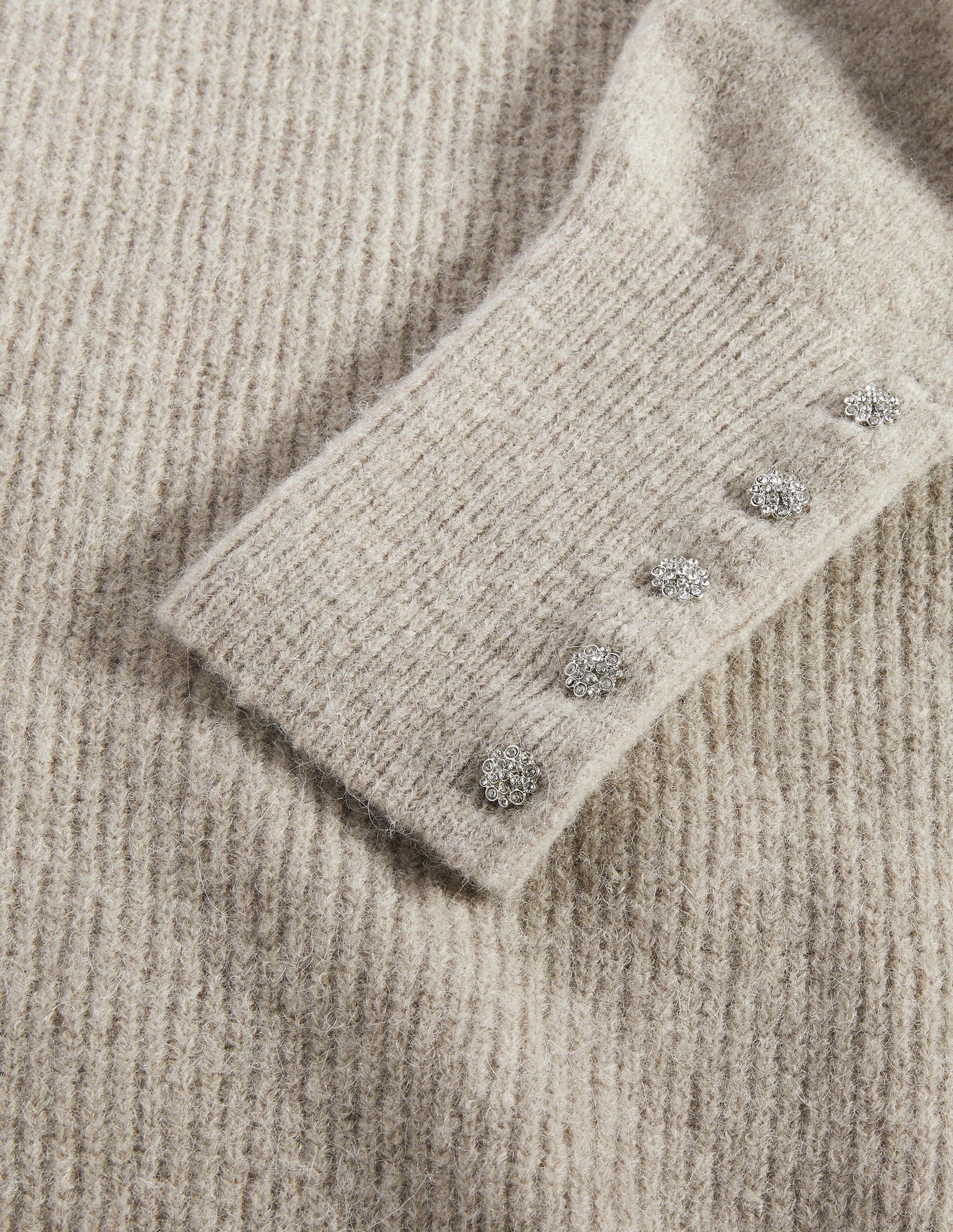 Pull duveteux à boutons ornementés-Taupe chiné-7