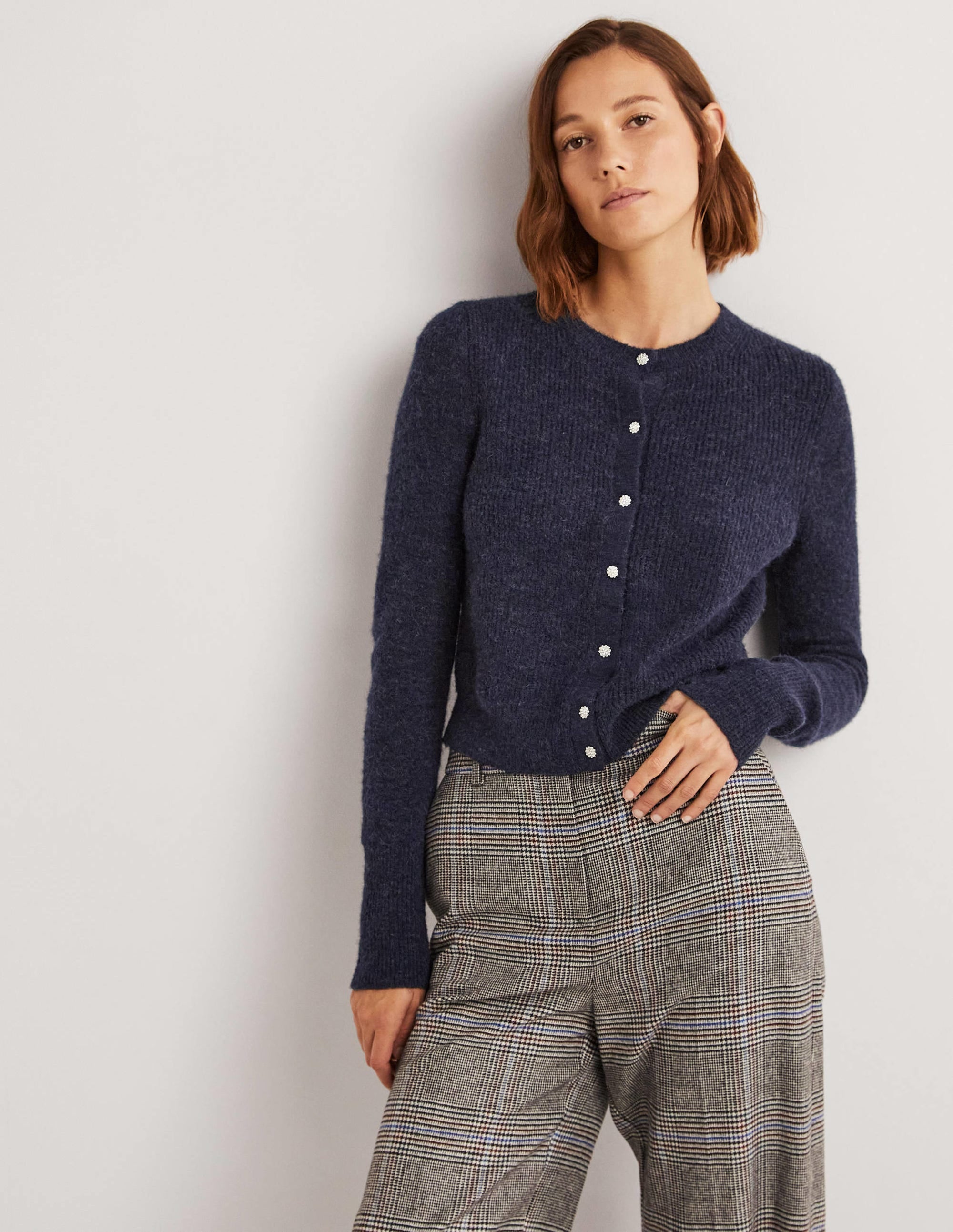 Navy Jewel Button Fluffy Cardigan-Bleu marine - Image 4