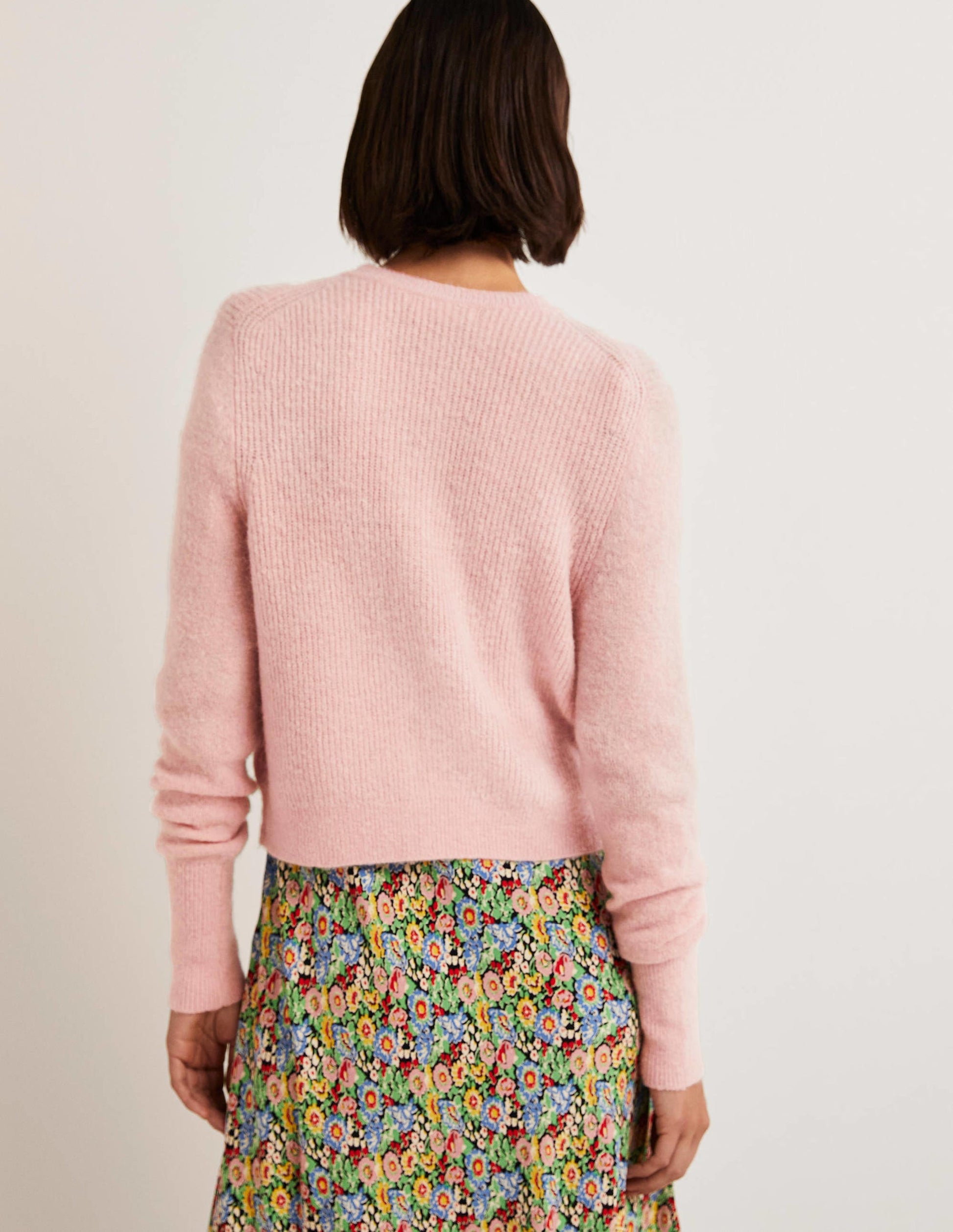 Gilet duveteux à boutons ornementés-Glaçage rose-3