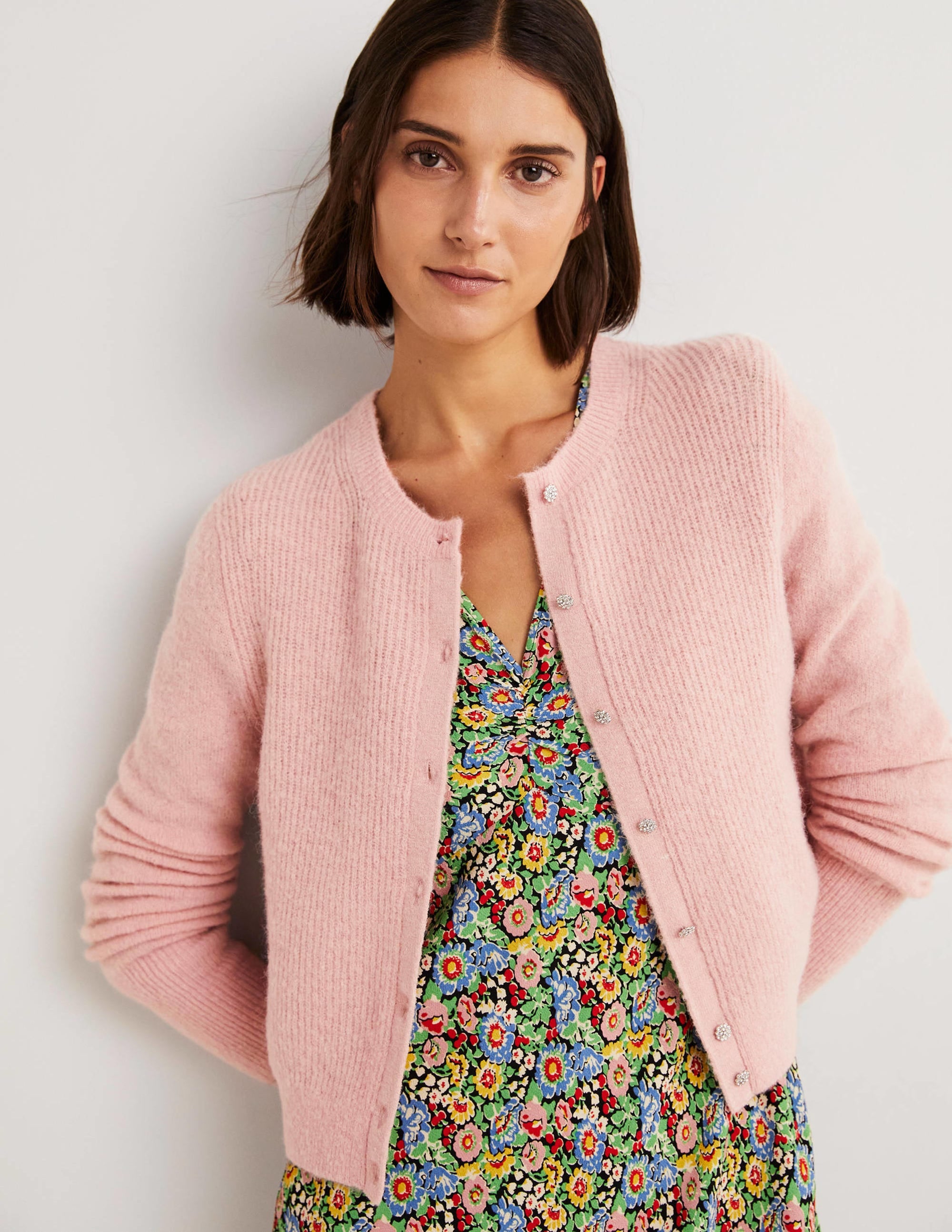 Gilet duveteux à boutons ornementés-Glaçage rose - Image 4