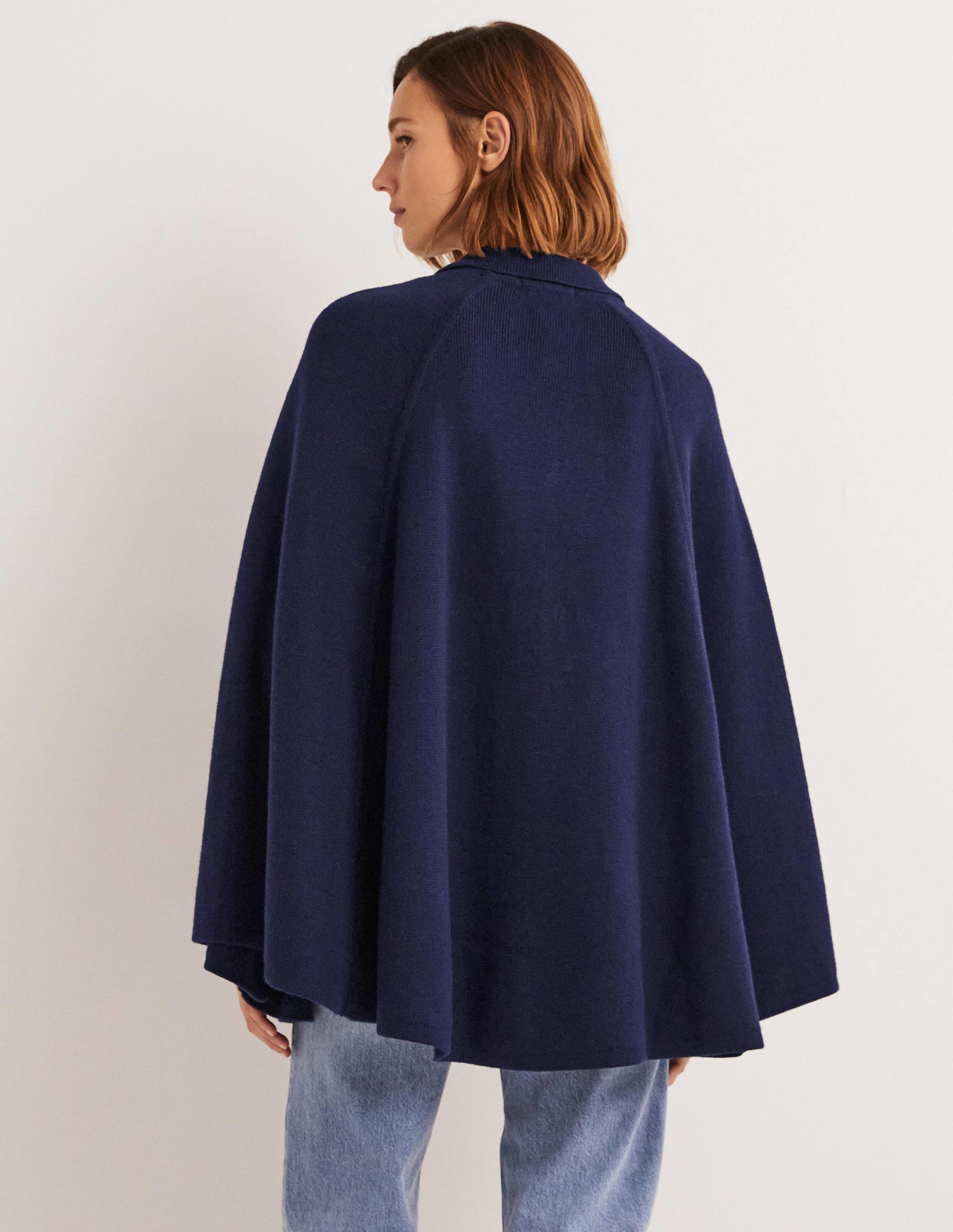 Langer Cardigan im Cape-Stil-Marineblau - Image 3