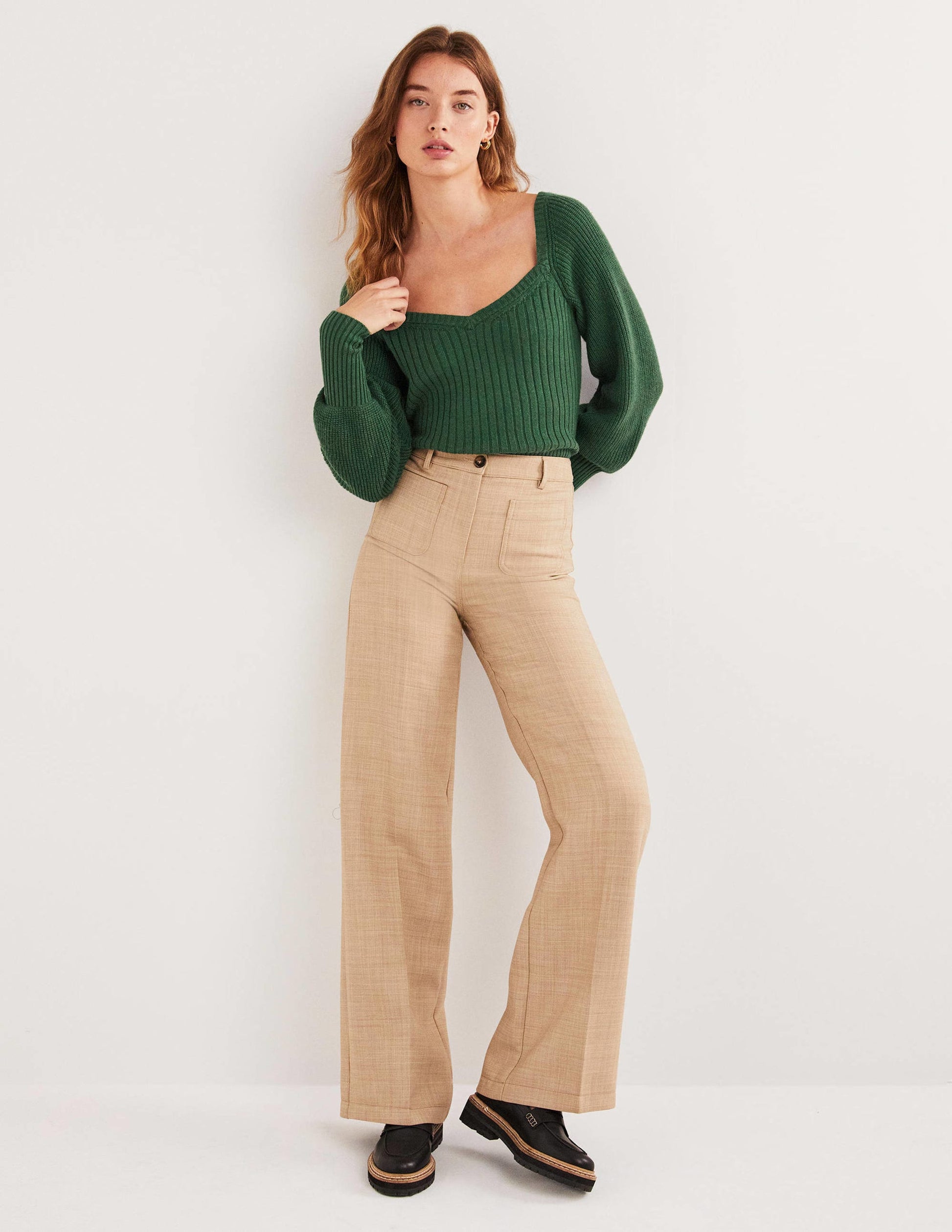 Pull manches blousantes avec encolure en cœur-Vert chasseur-4